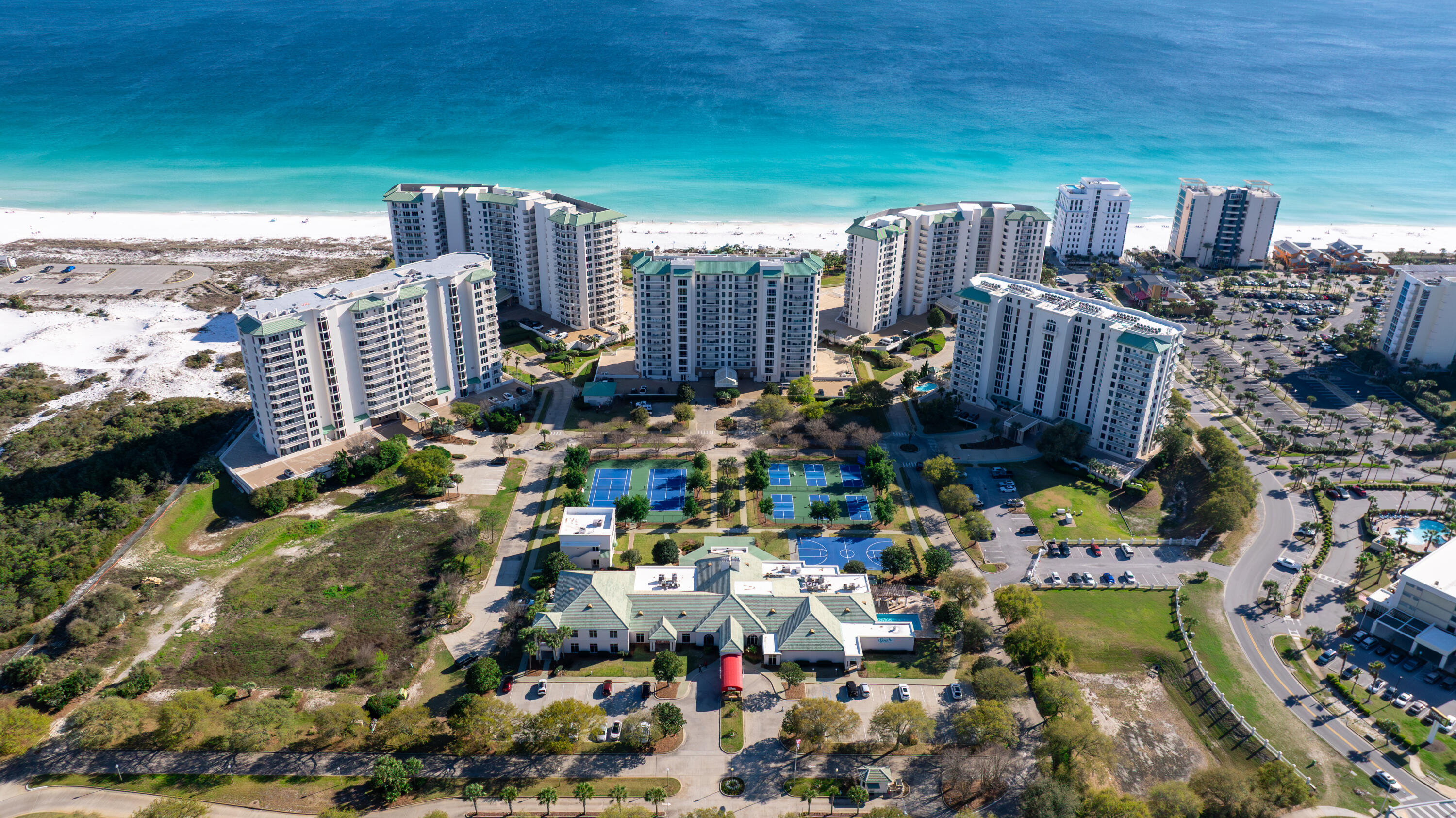ST. BARTH AT SILVER SHELLS - Residential