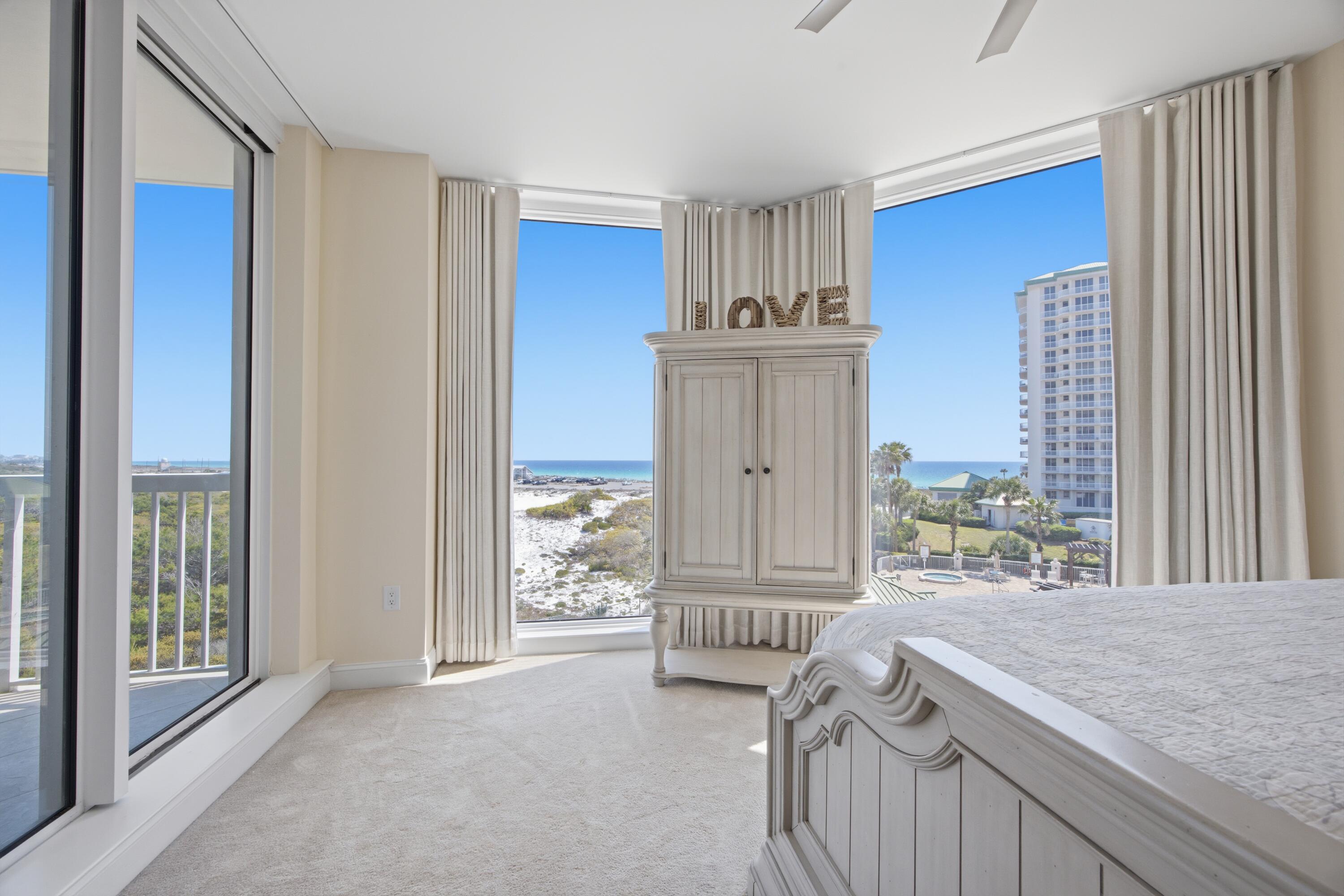 ST. BARTH AT SILVER SHELLS - Residential