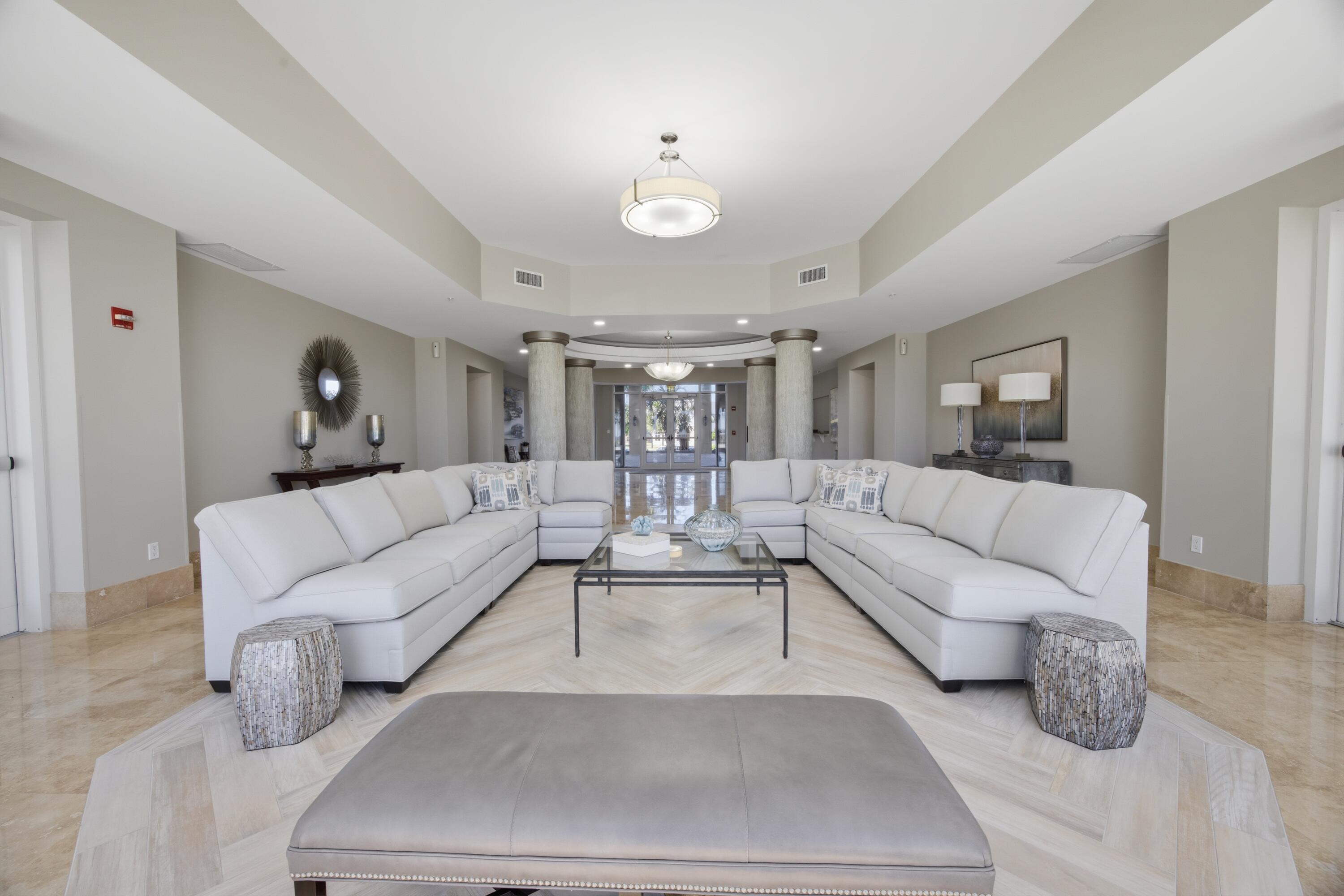 ST. BARTH AT SILVER SHELLS - Residential