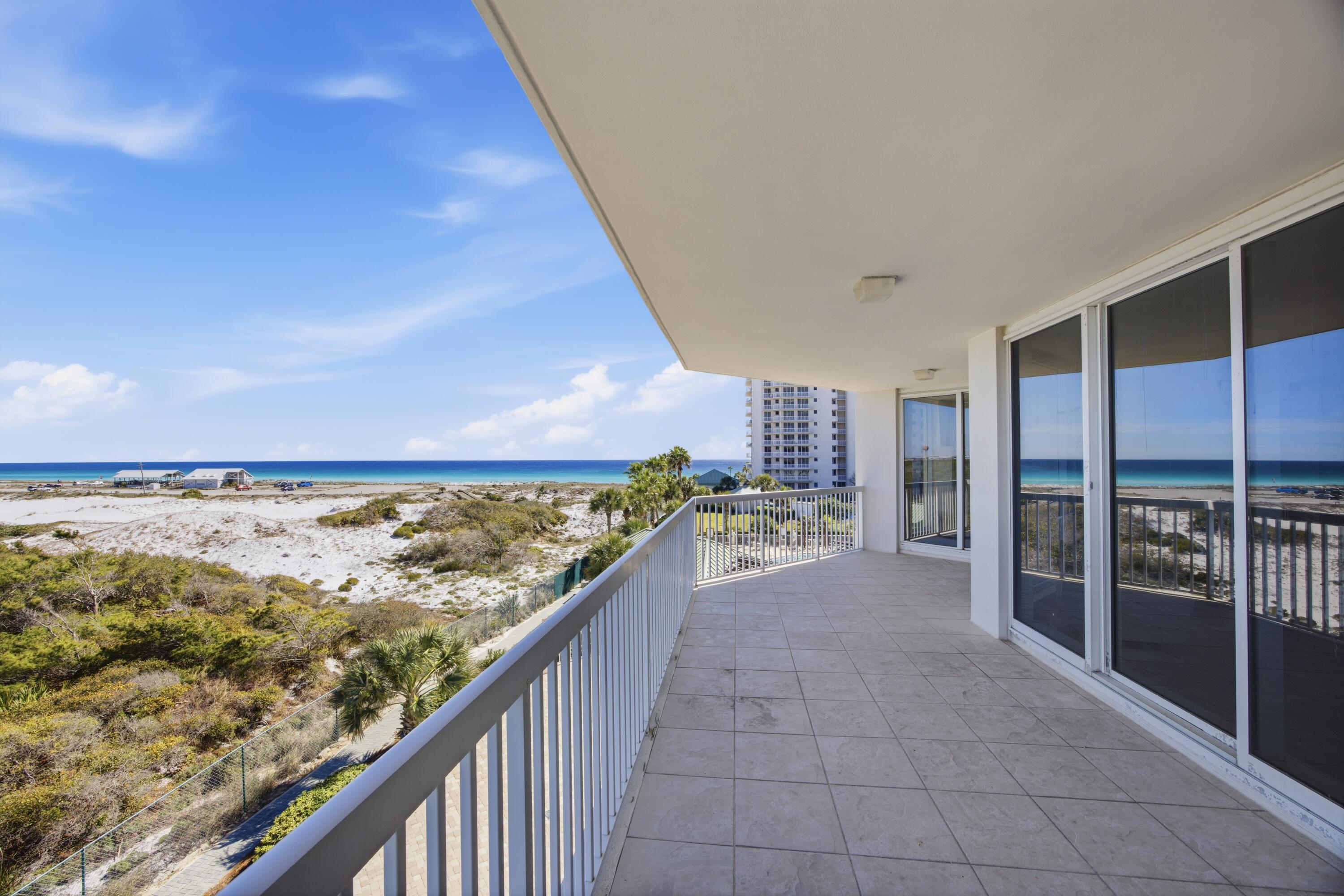 ST. BARTH AT SILVER SHELLS - Residential