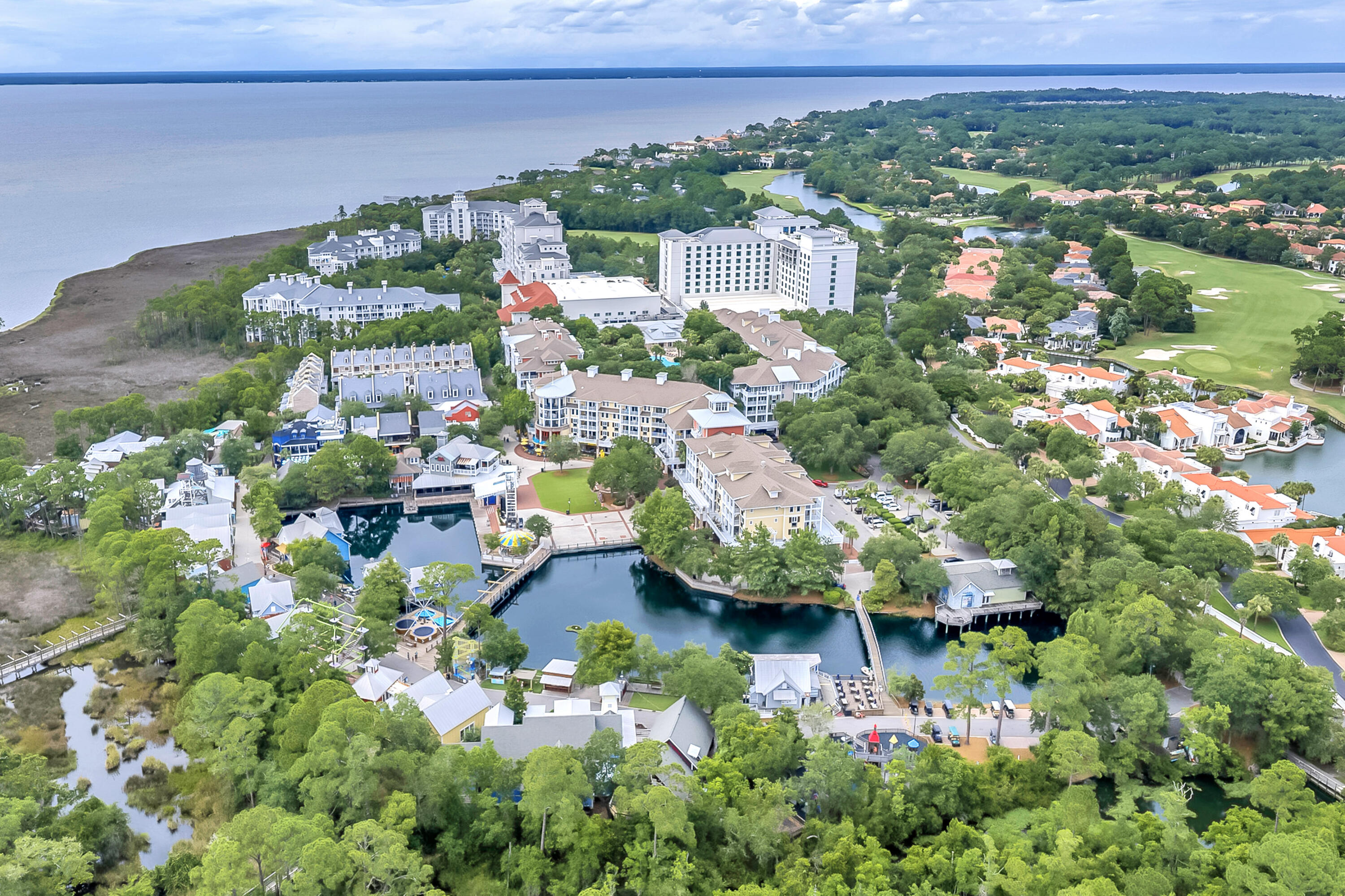 GRAND SANDESTIN - Residential