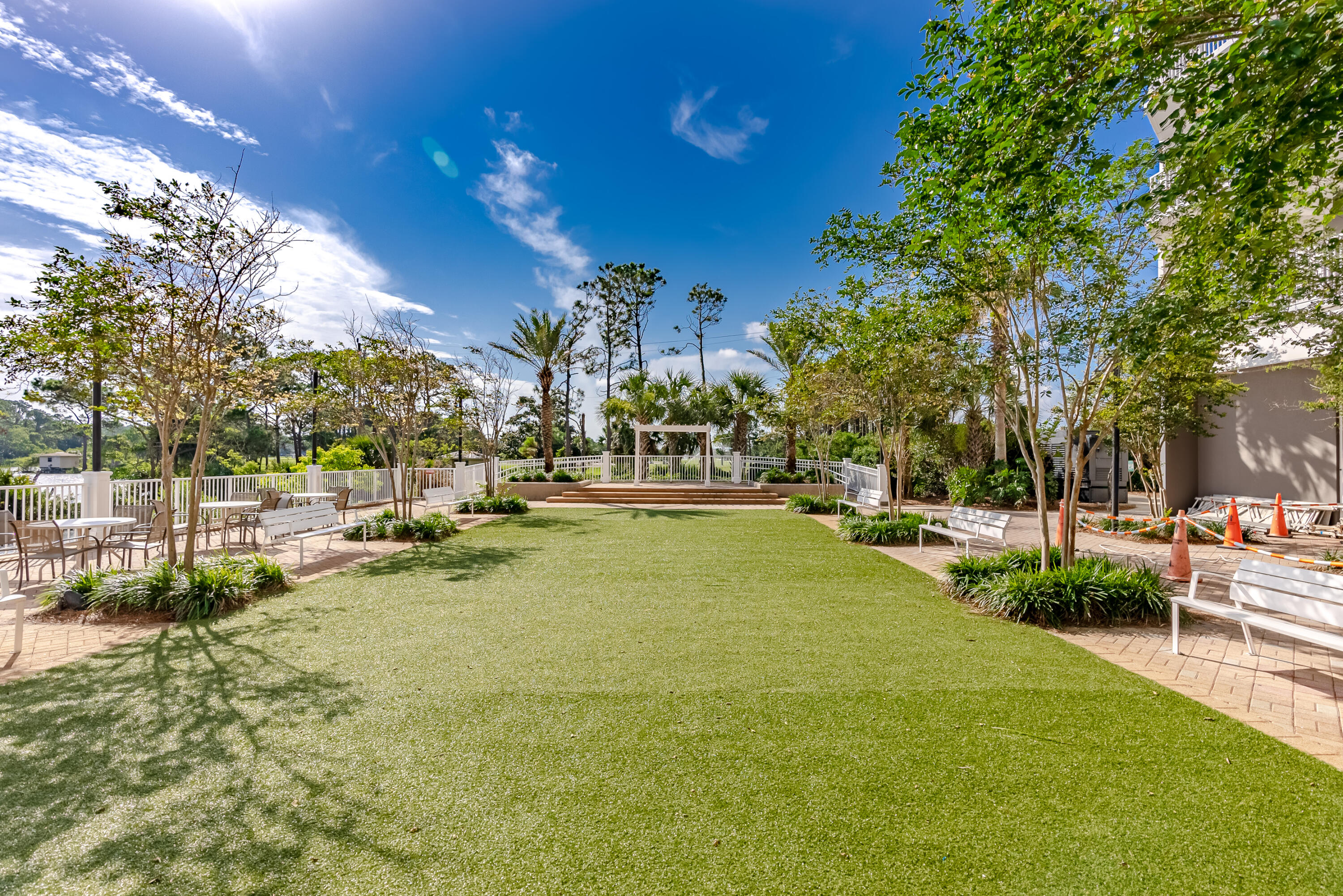 Laketown Wharf - Residential