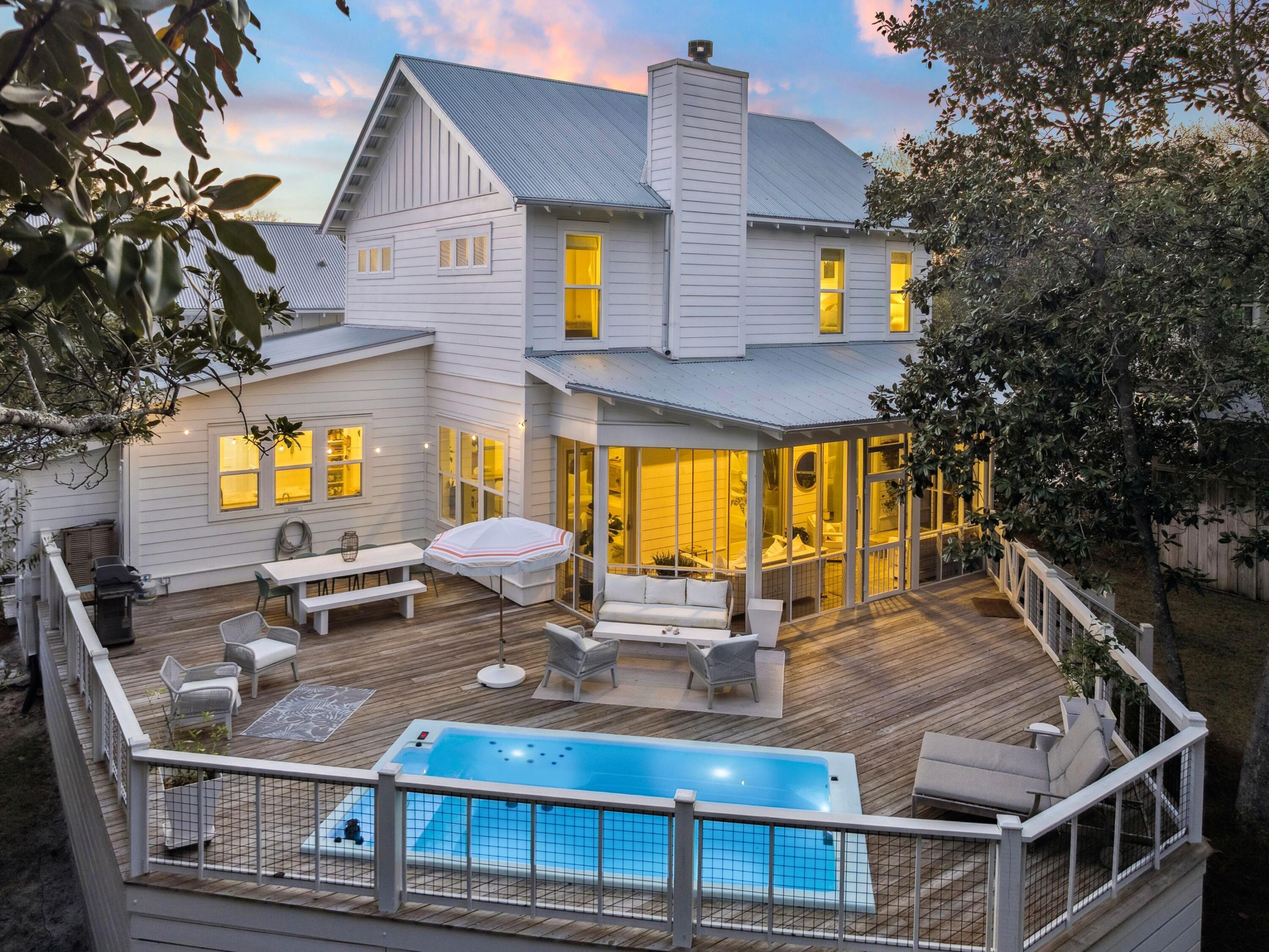 SEAGROVE VILLAGE 7TH ADD - Residential