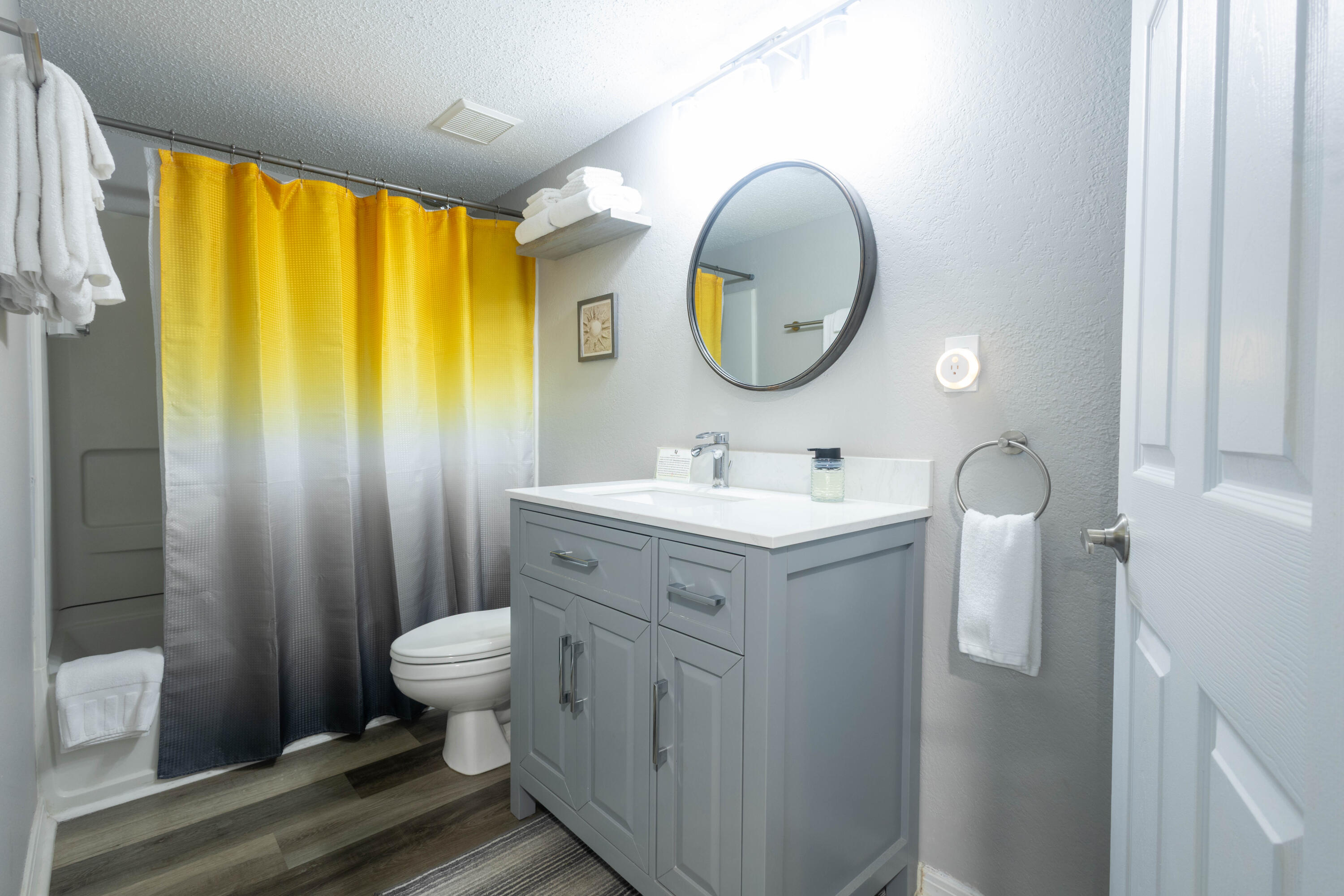 ISLANDER BEACH RESORT PH 2 - Residential
