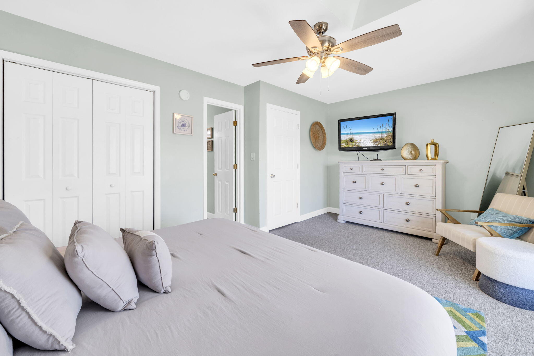 WOODLAND SHORES T/H PH 3 - Residential