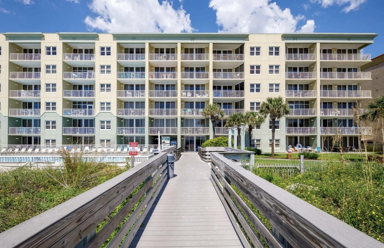 WATERS EDGE CONDO - Residential