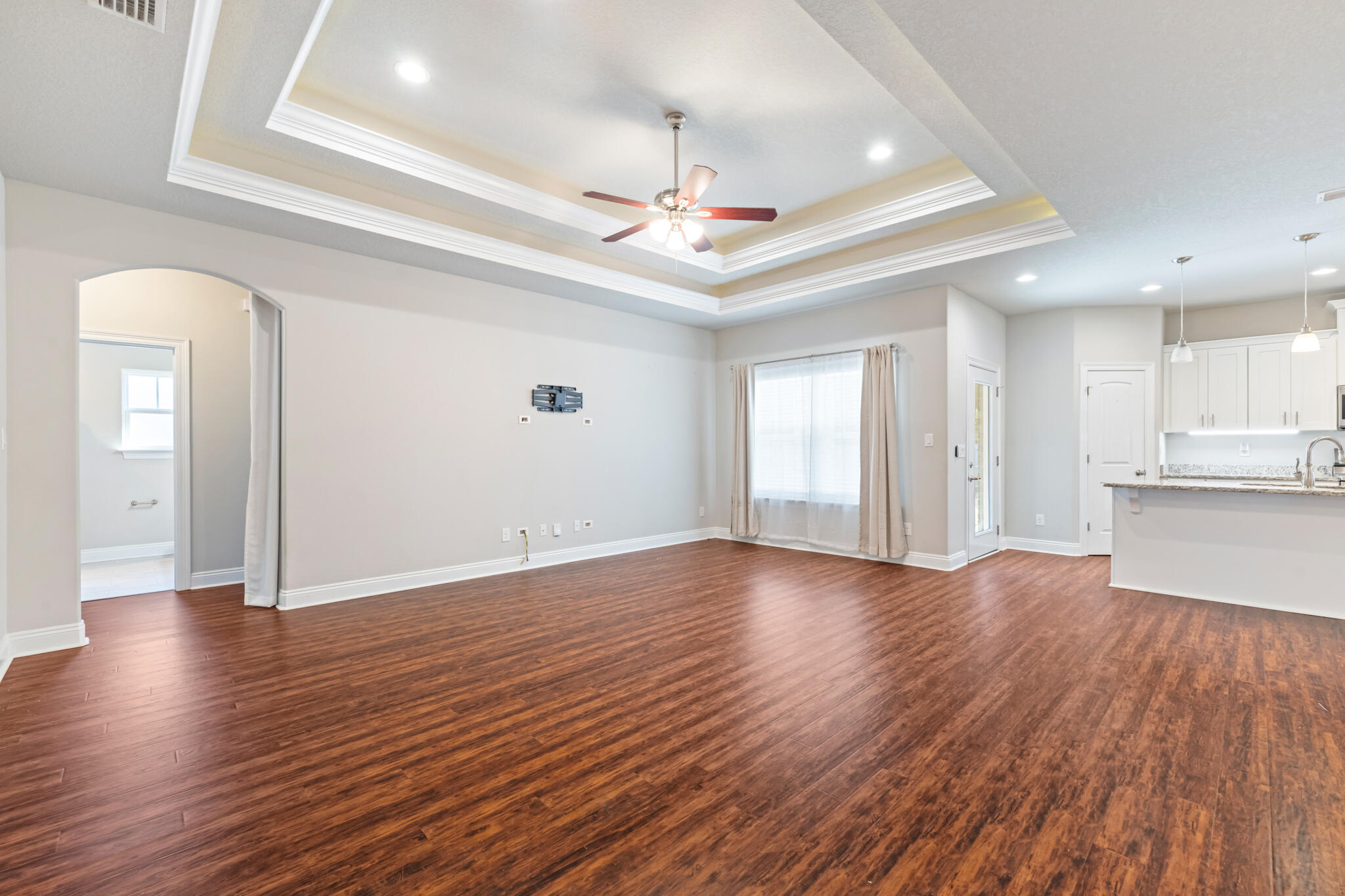 METES & BOUNDS - Residential Lease