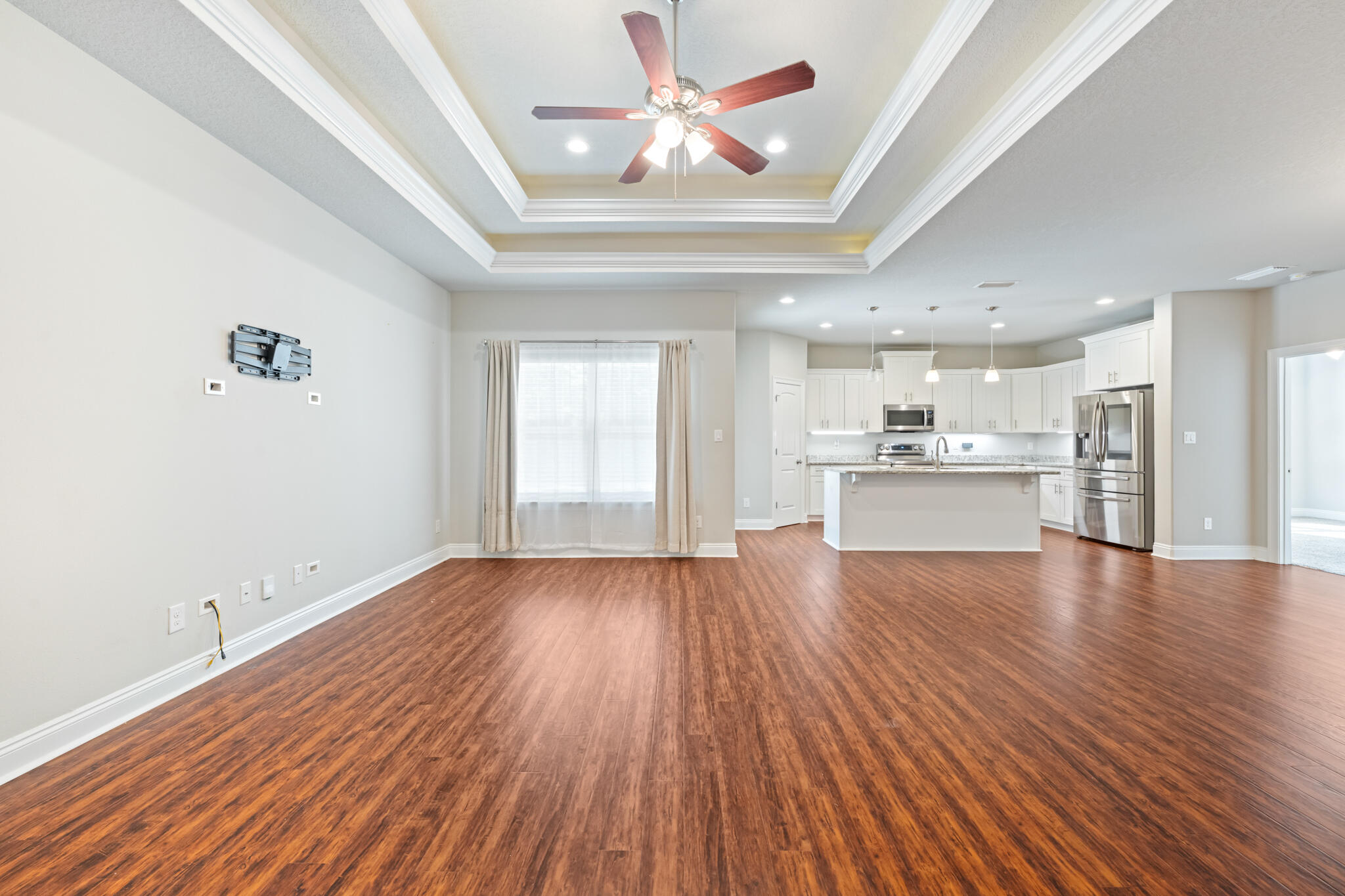 METES & BOUNDS - Residential Lease