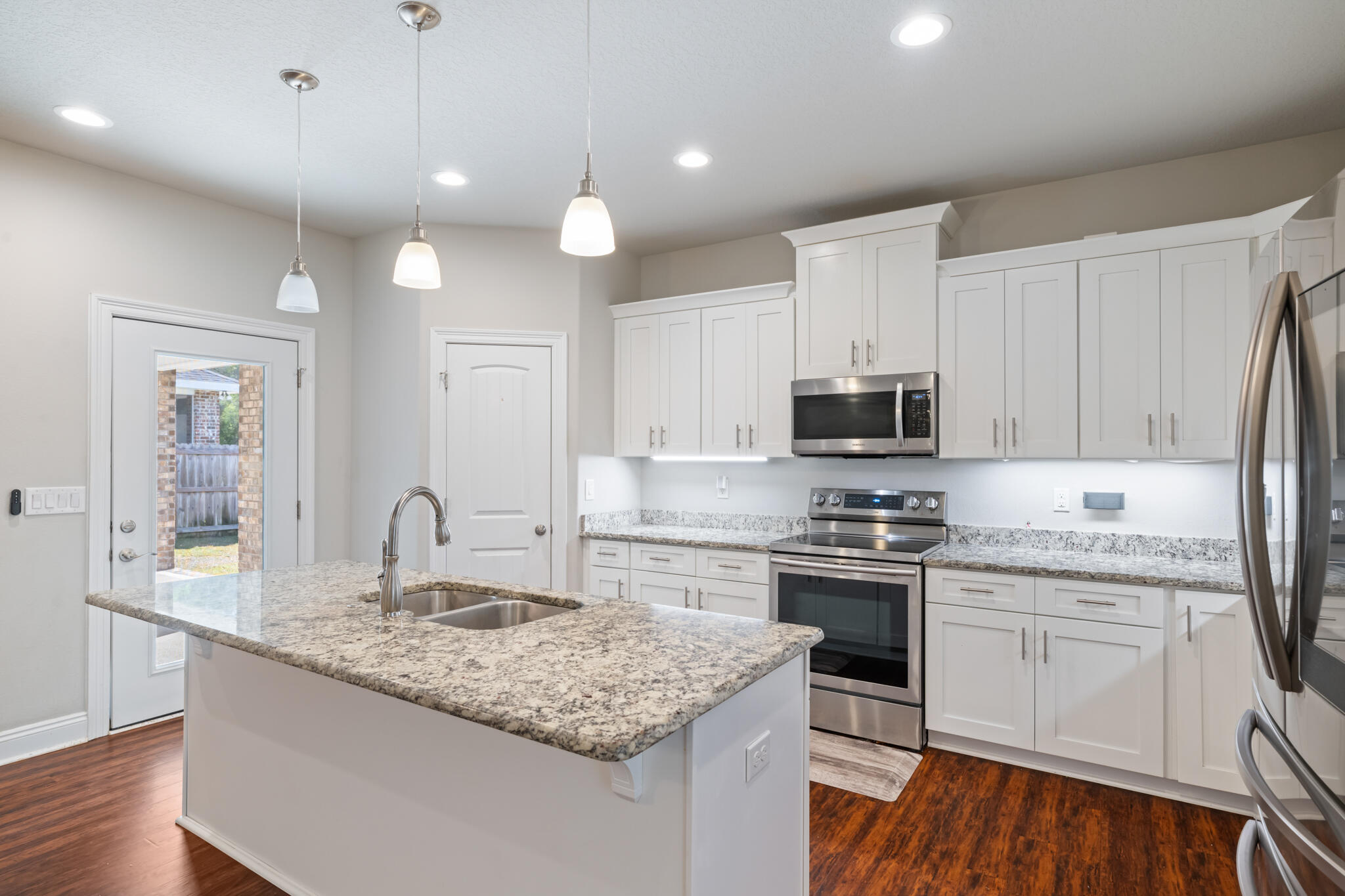 METES & BOUNDS - Residential Lease