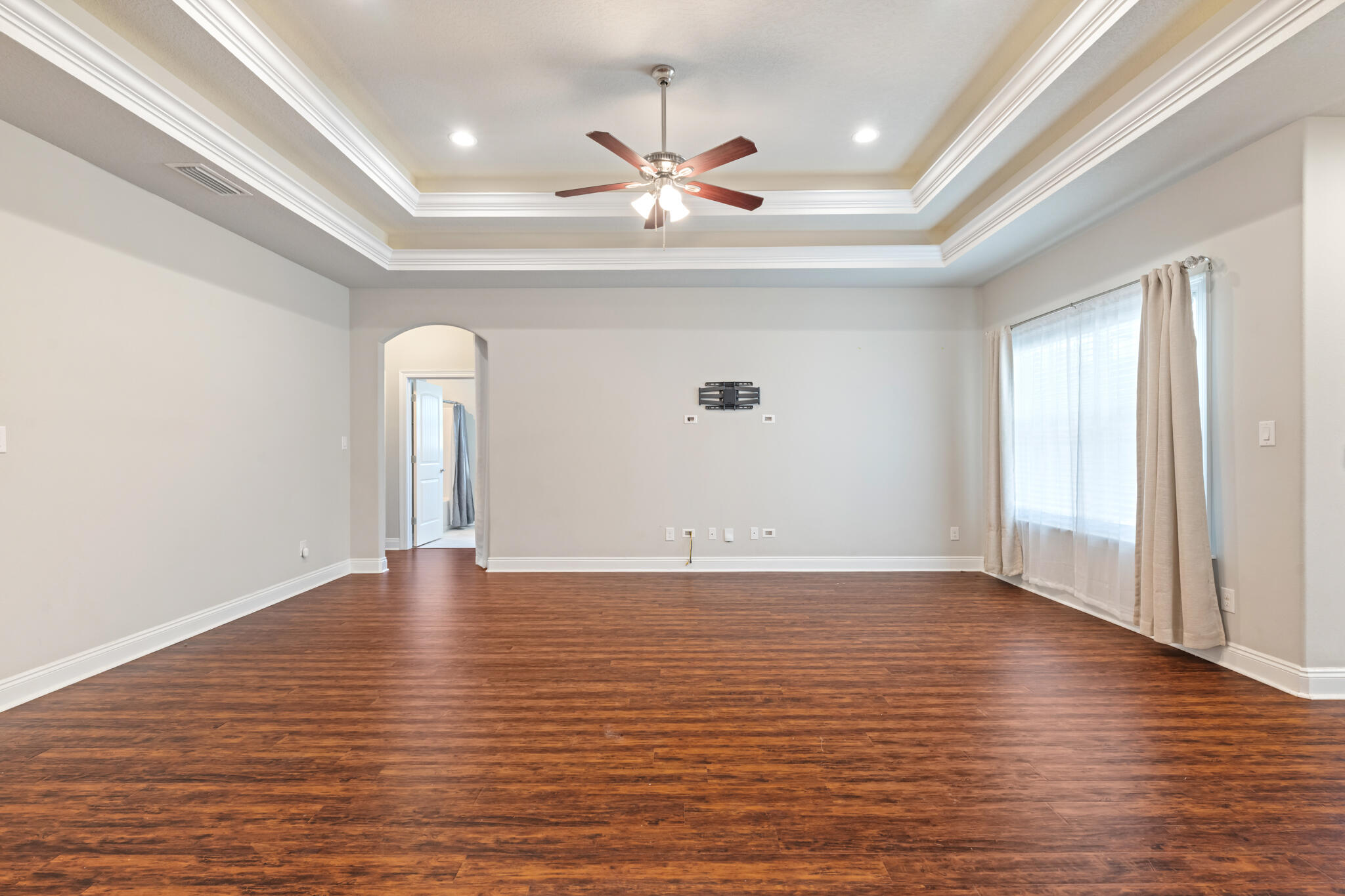 METES & BOUNDS - Residential Lease