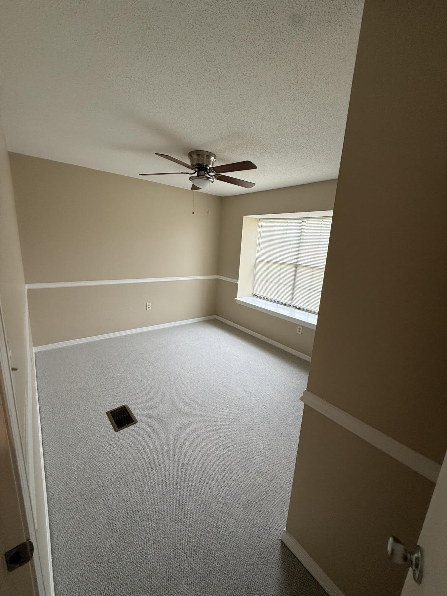 CHINAS COVE - Residential Lease