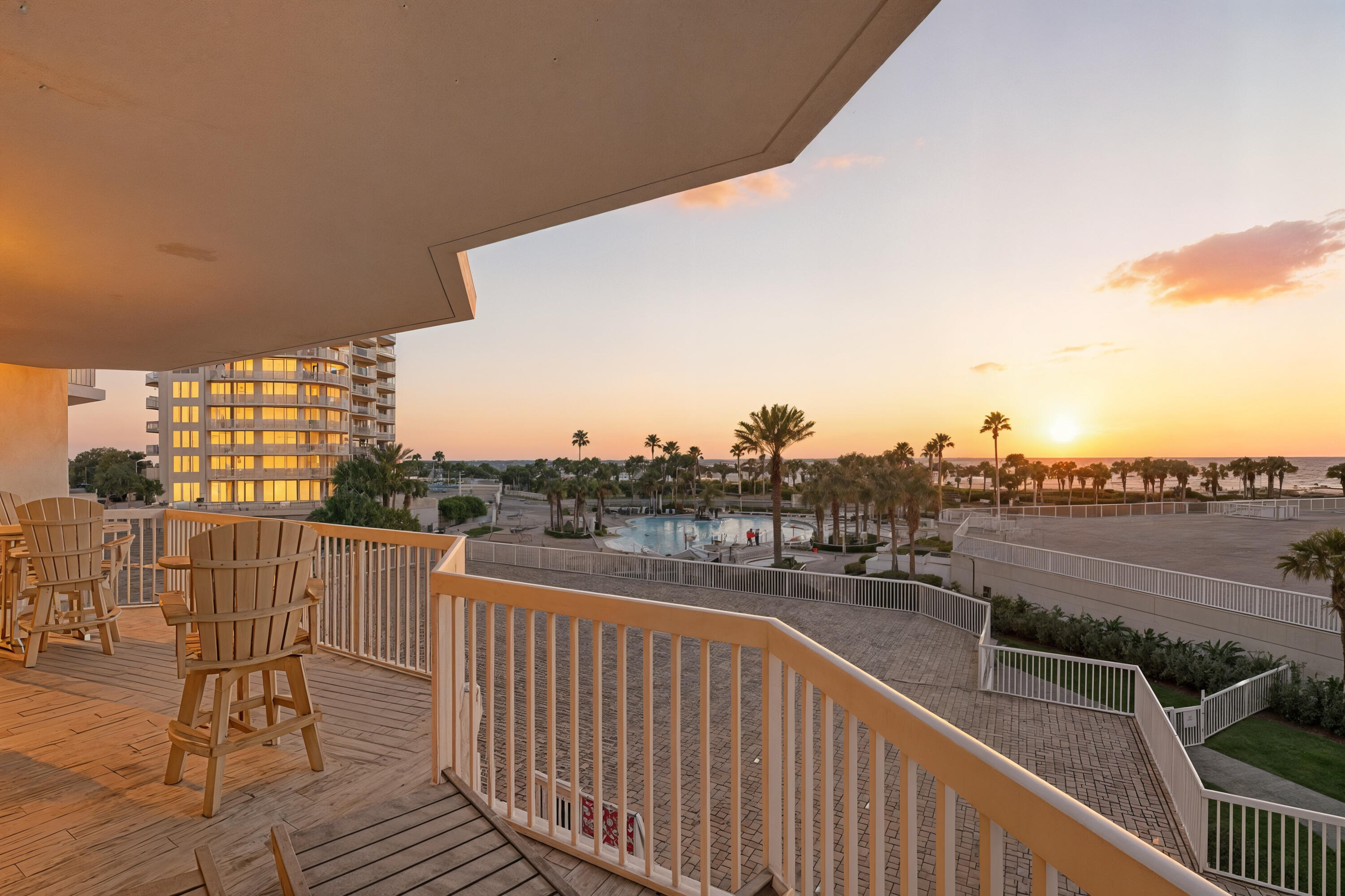 SILVER SHELLS BEACH RESORT - Residential