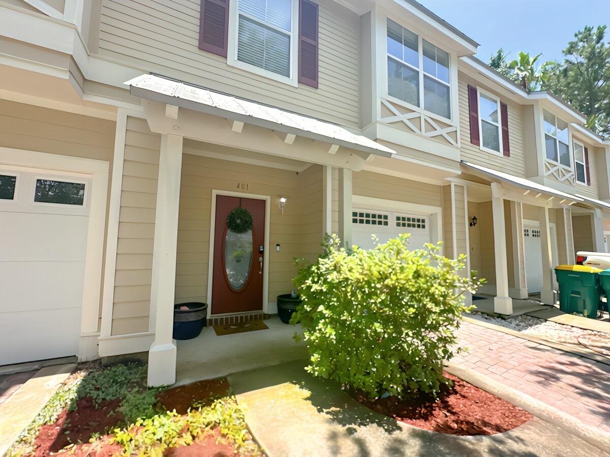 TWIN LAKES TOWNHOMES PH 2 - Residential