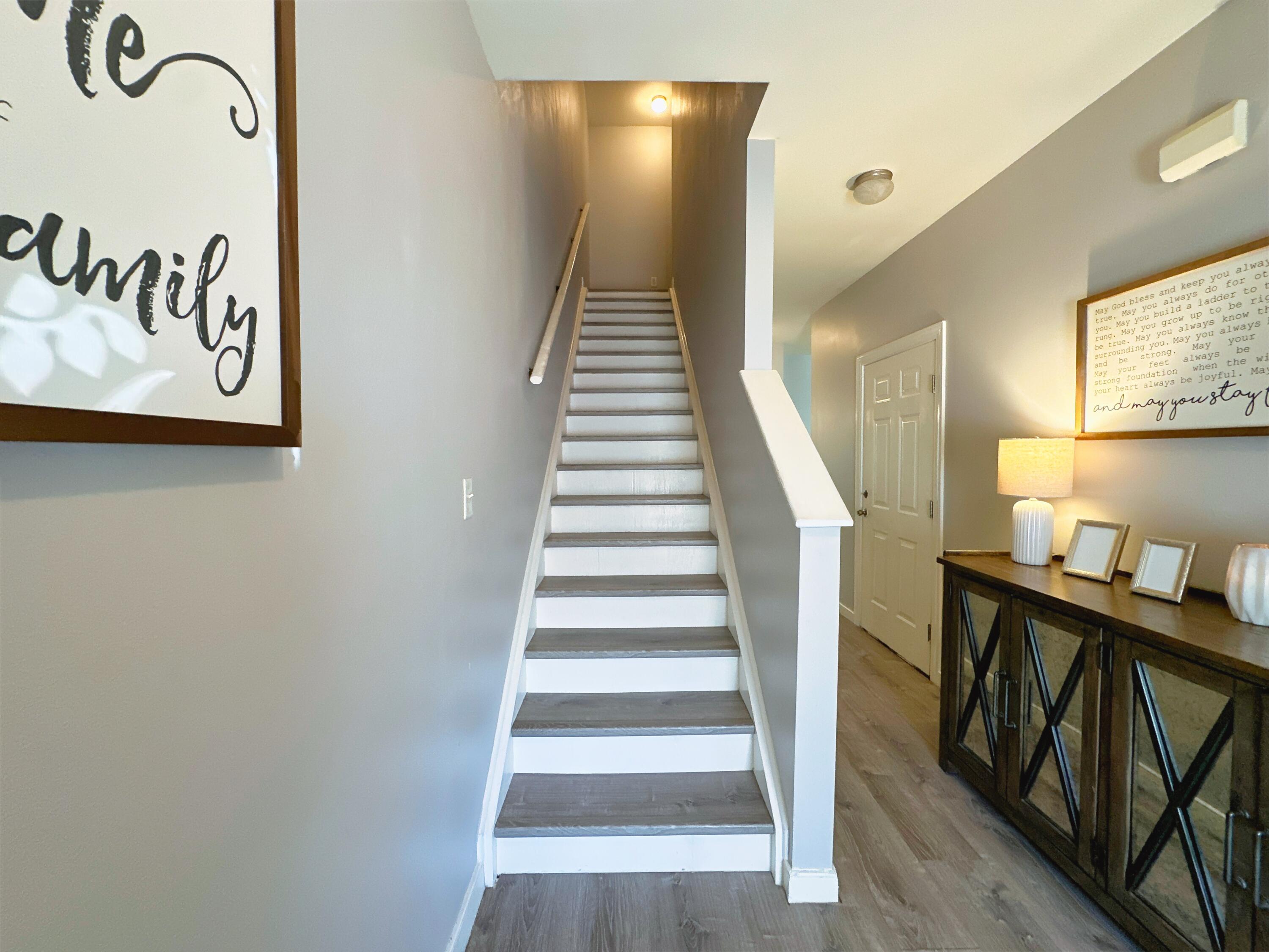 TWIN LAKES TOWNHOMES PH 2 - Residential