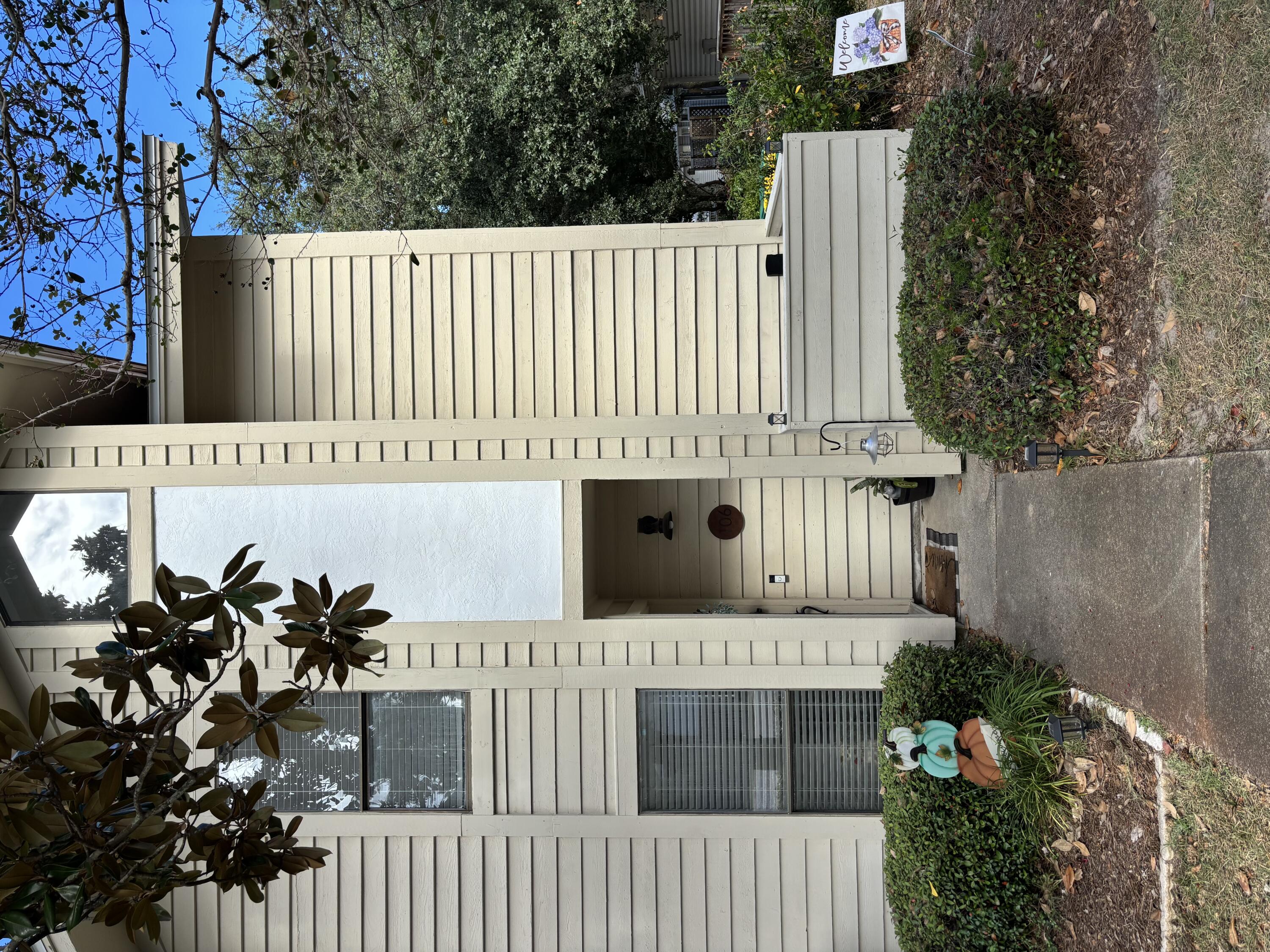 MAGNOLIA BAY CLUB - Residential Lease