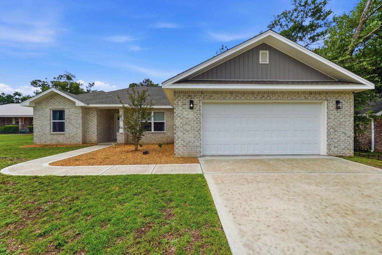 SPRING HOLLOW ESTATES - Residential