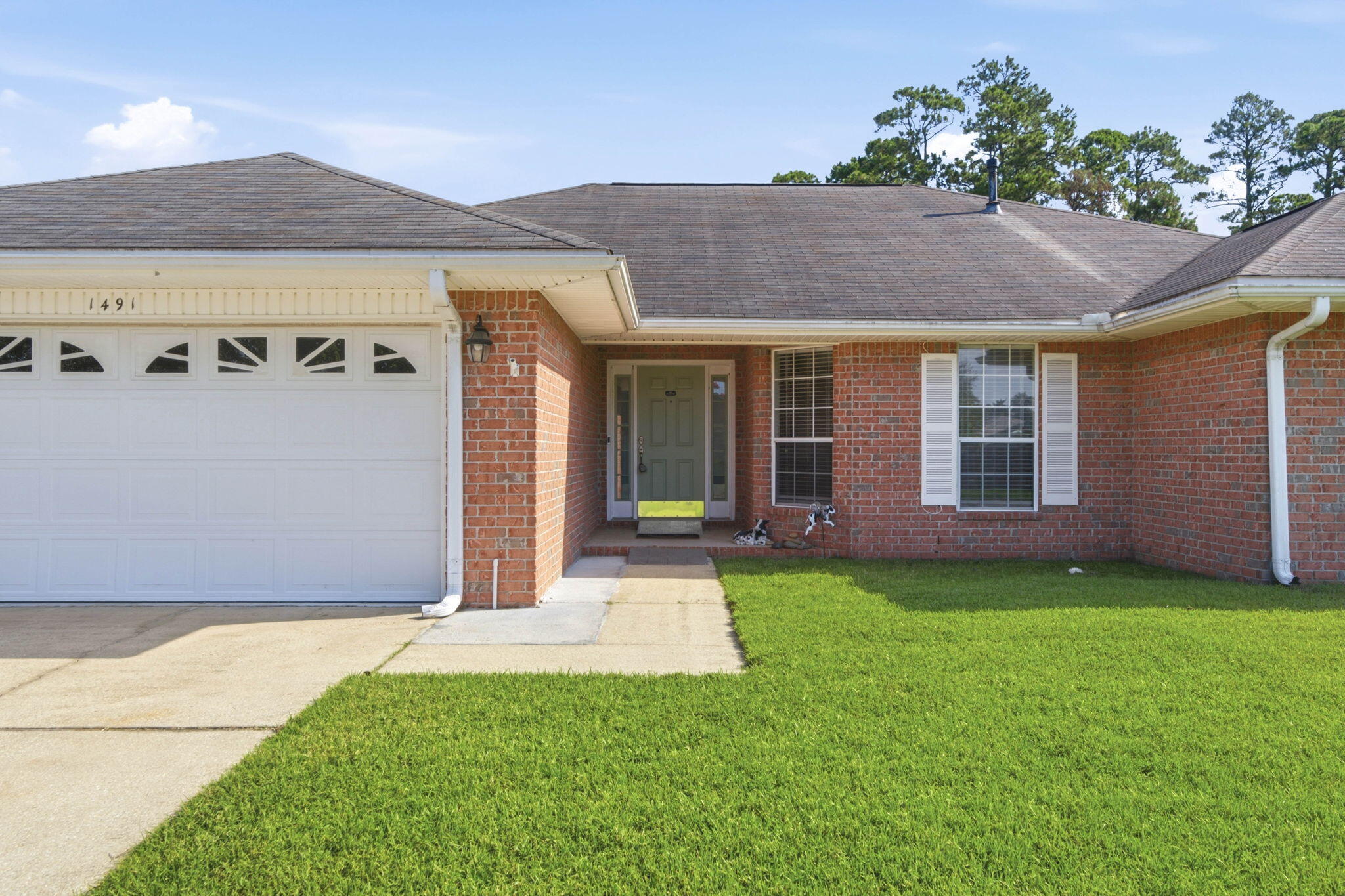 LILLIAN WOODS - Residential