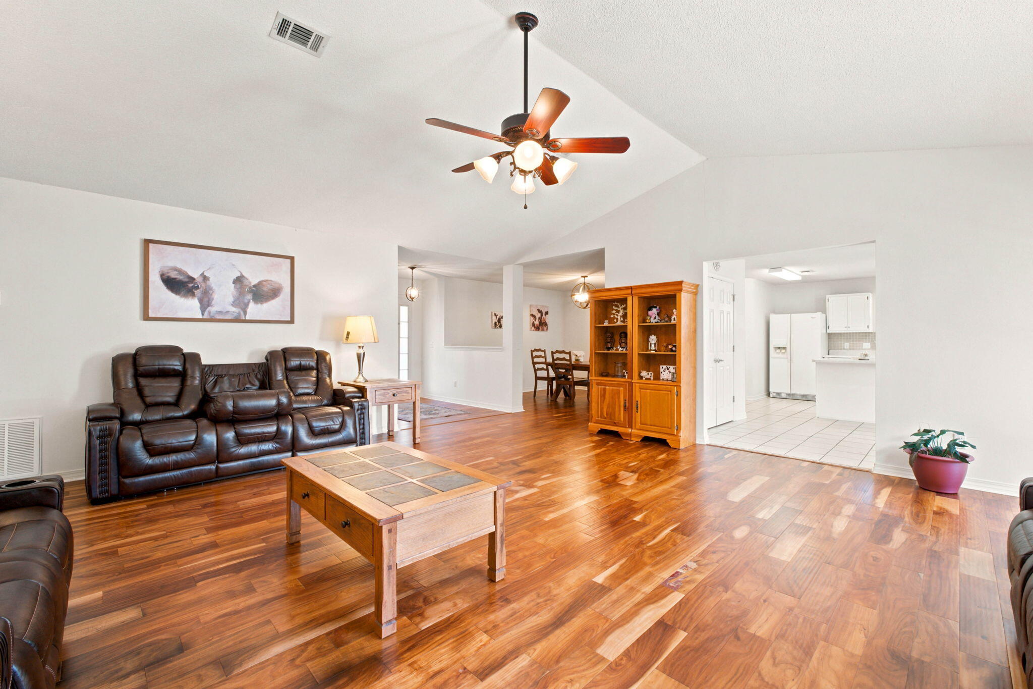 LILLIAN WOODS - Residential