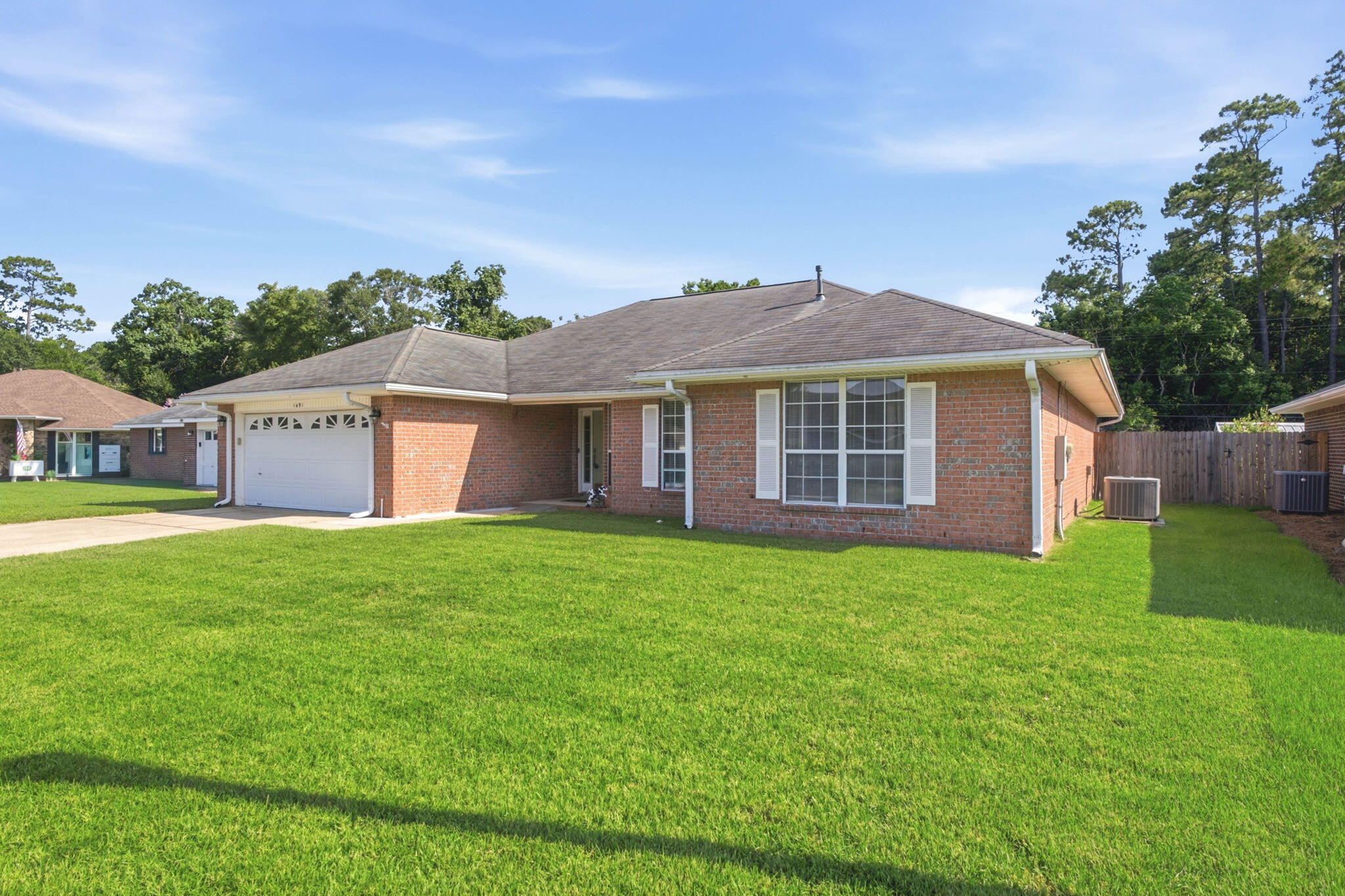 LILLIAN WOODS - Residential