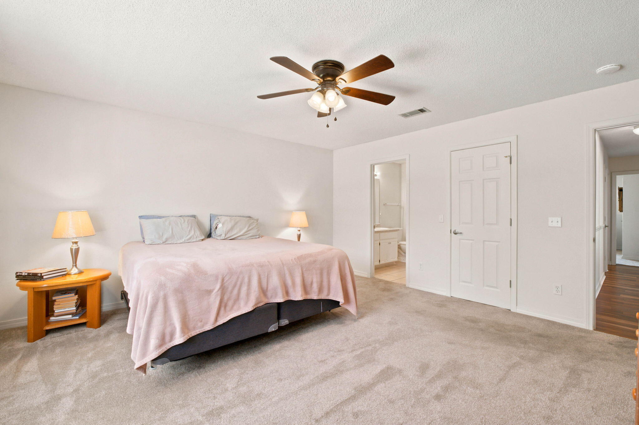 LILLIAN WOODS - Residential