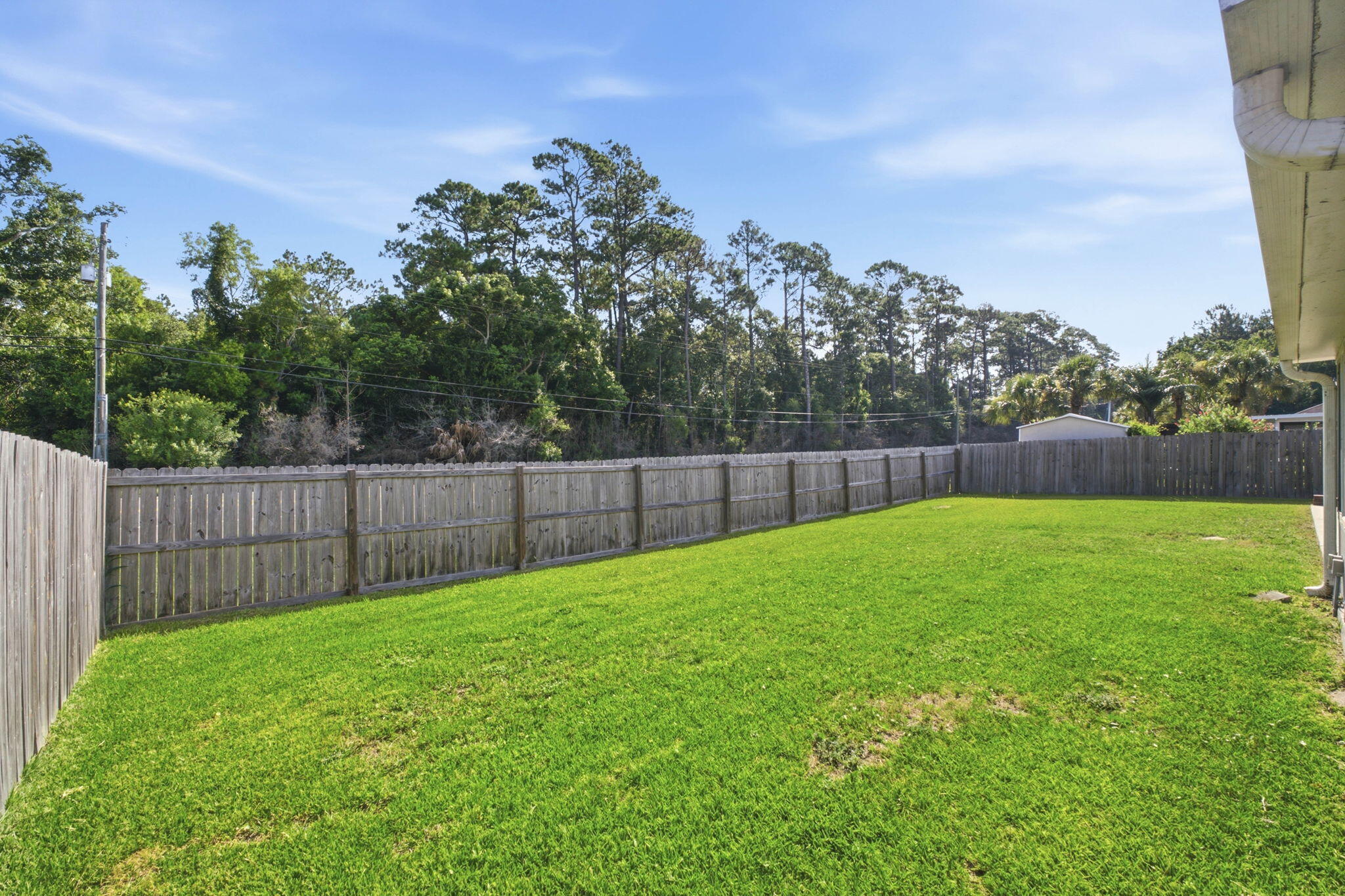 LILLIAN WOODS - Residential