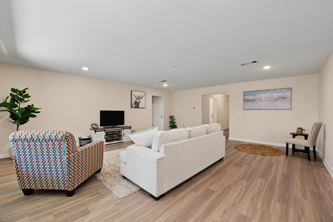 REDSTONE ESTATES - Residential
