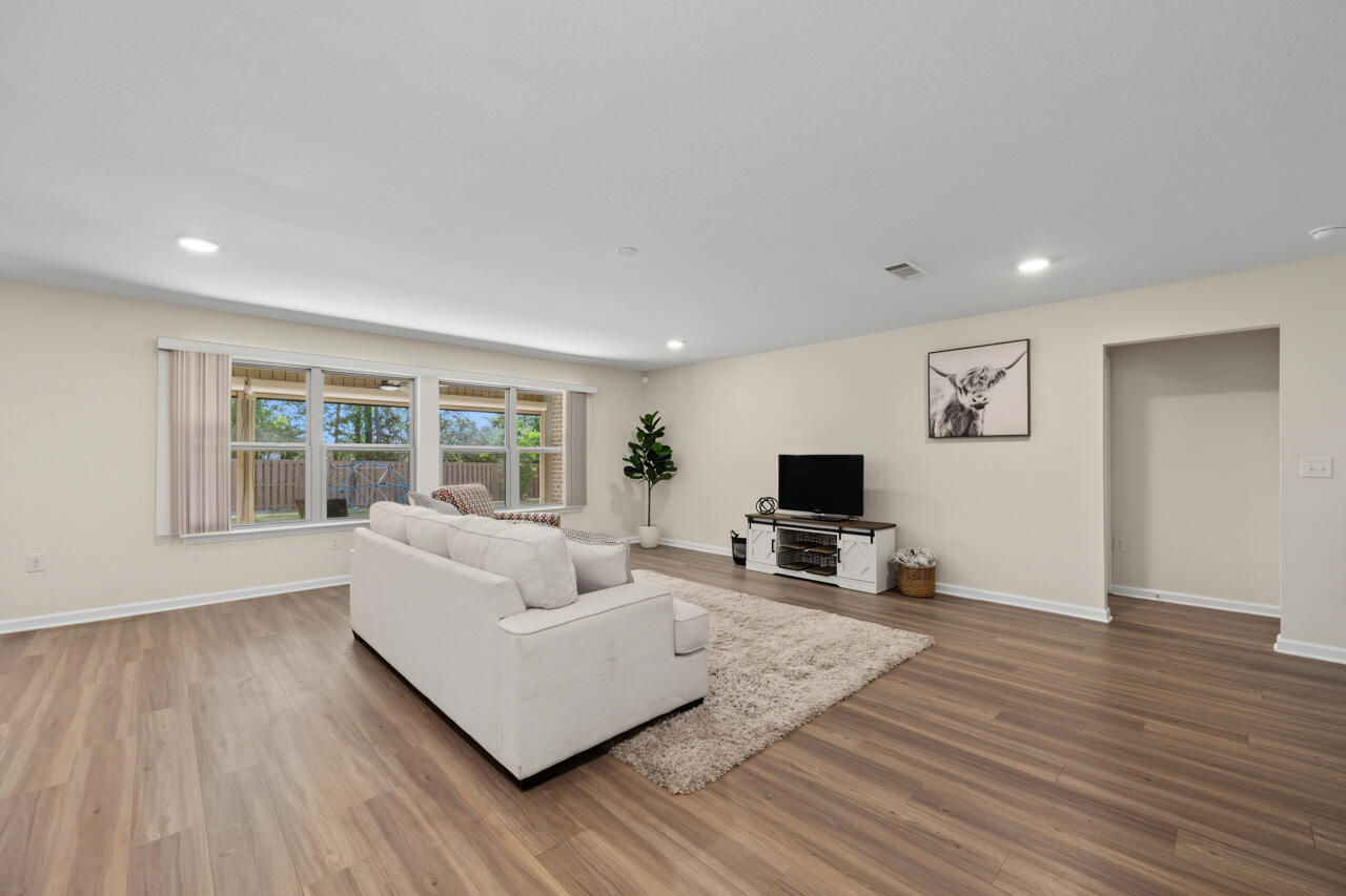 REDSTONE ESTATES - Residential