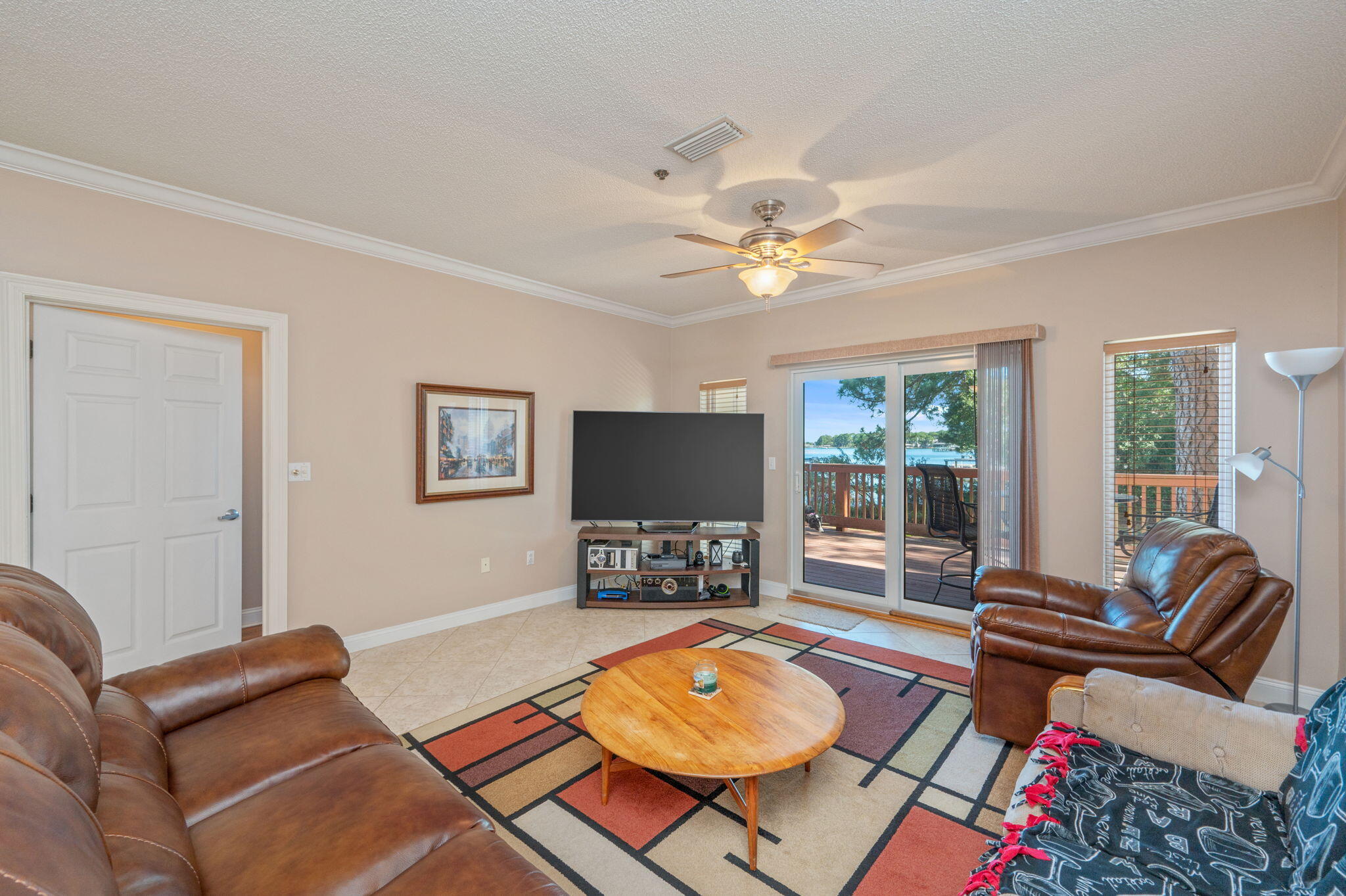 LAGUNA LANDING - Residential