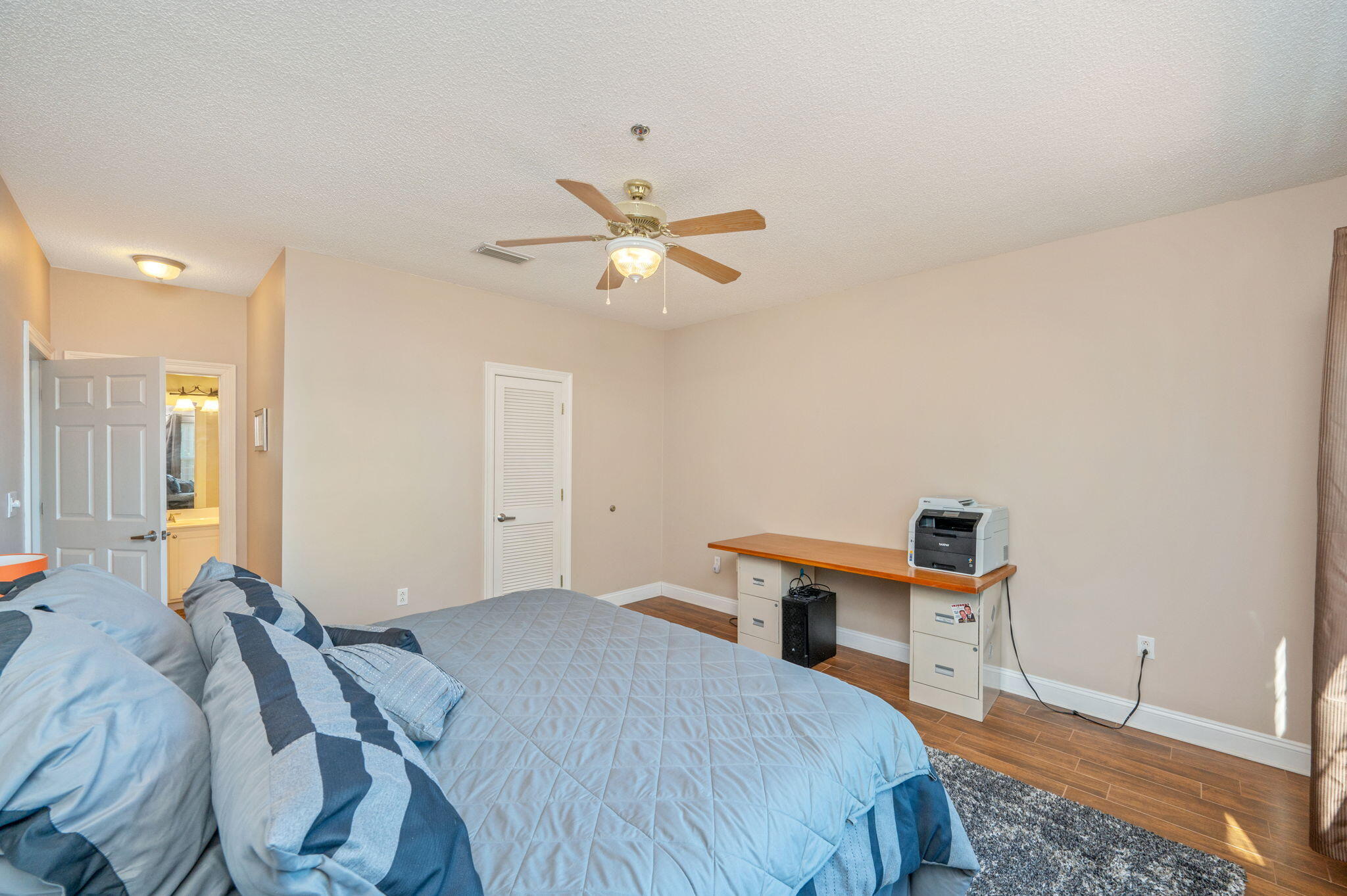 LAGUNA LANDING - Residential
