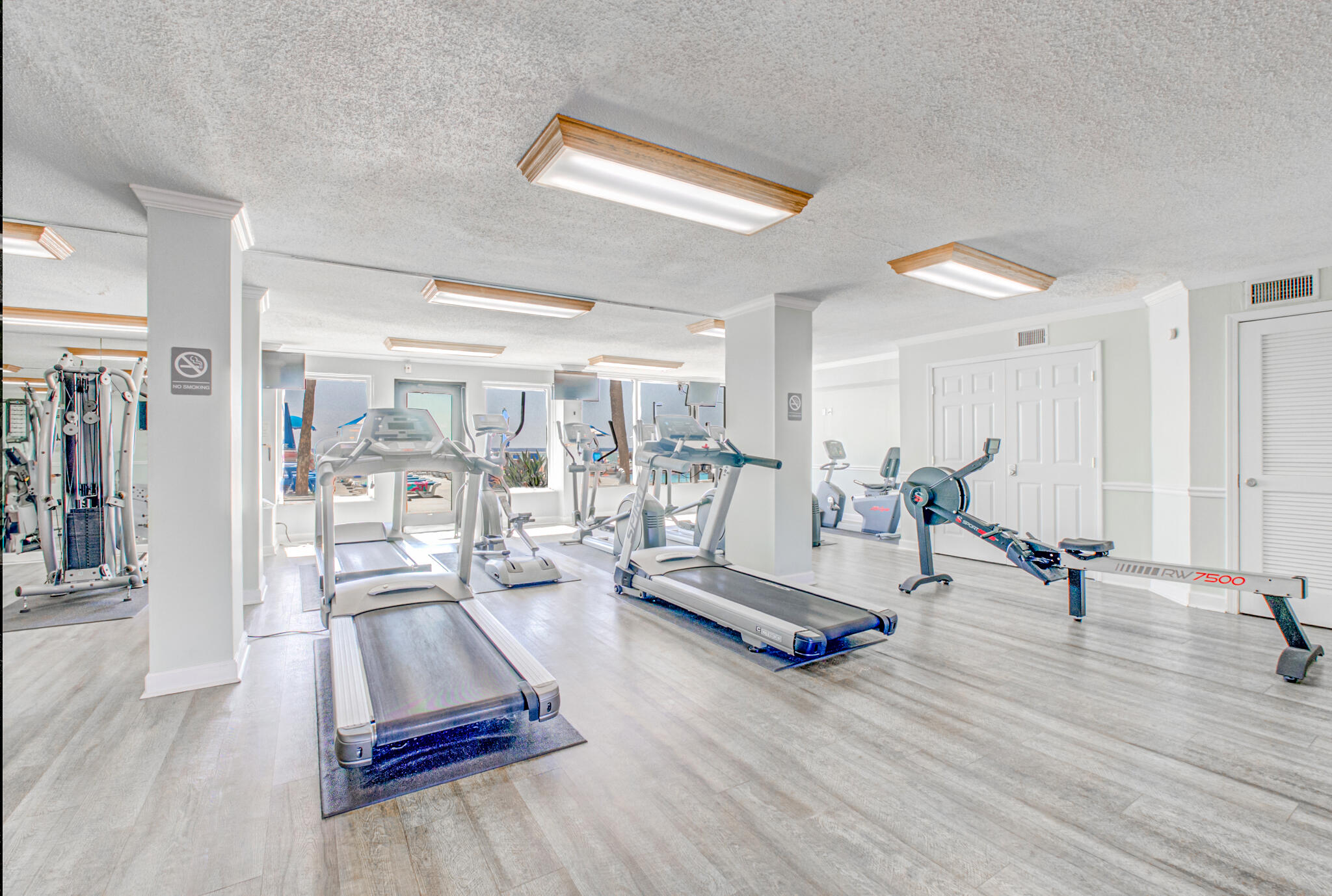 REGENCY TOWERS CONDO - Residential