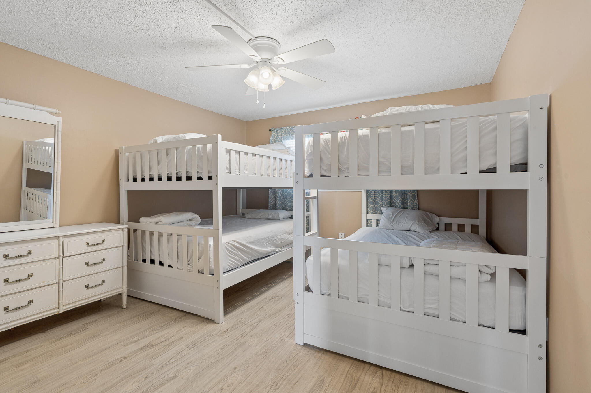 REGENCY TOWERS CONDO - Residential