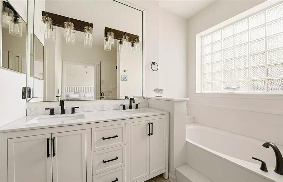 Deltona Lakes Unit 03 - Residential Lease