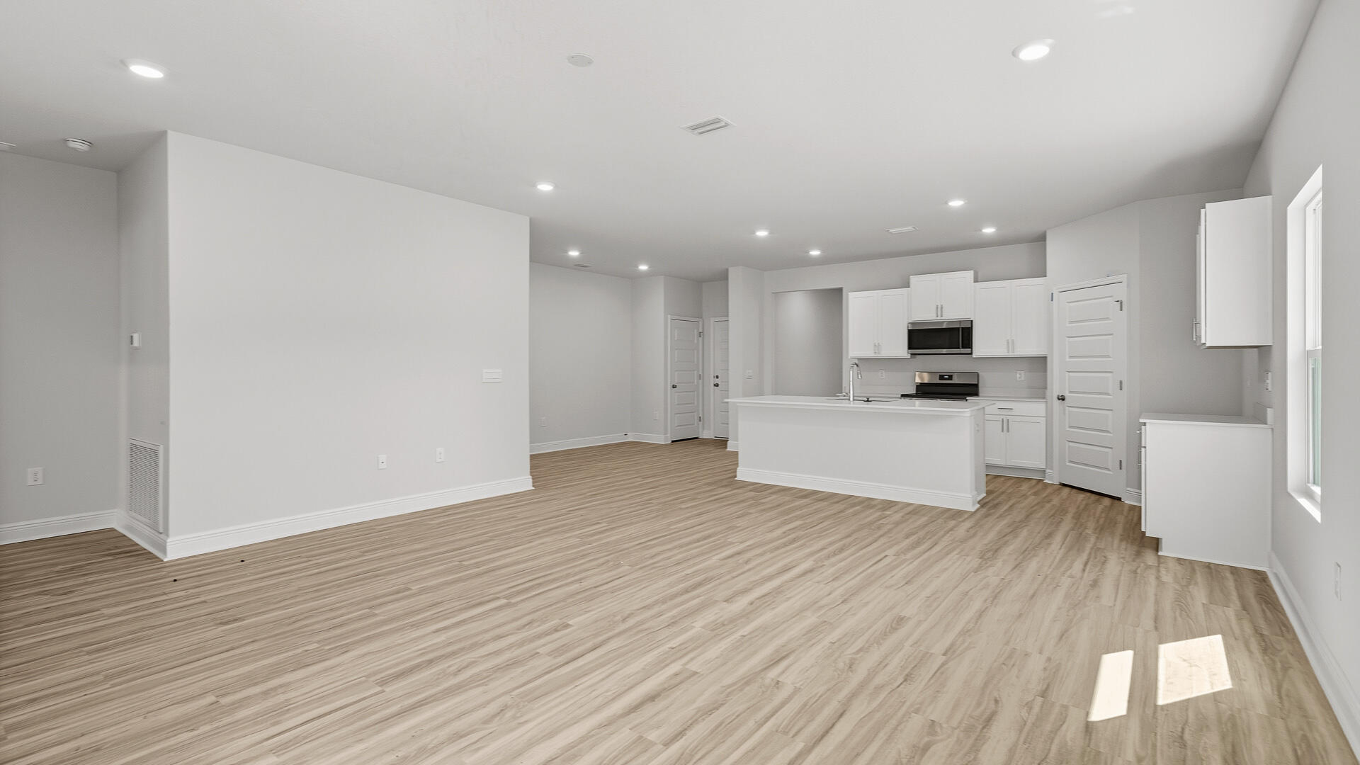 PLANTATION WOODS - Residential