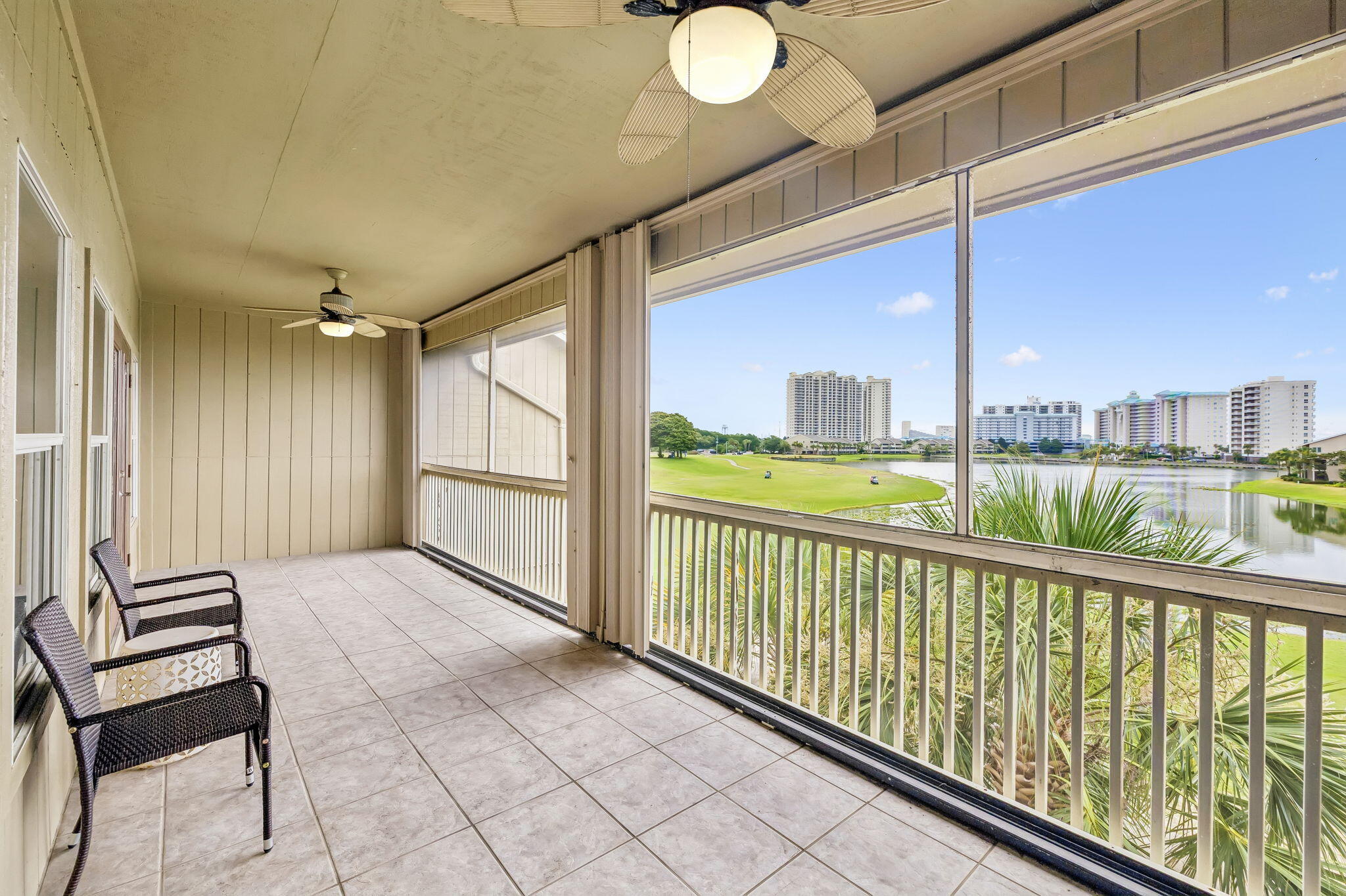 SEASCAPE CONDO PH 10 - Residential