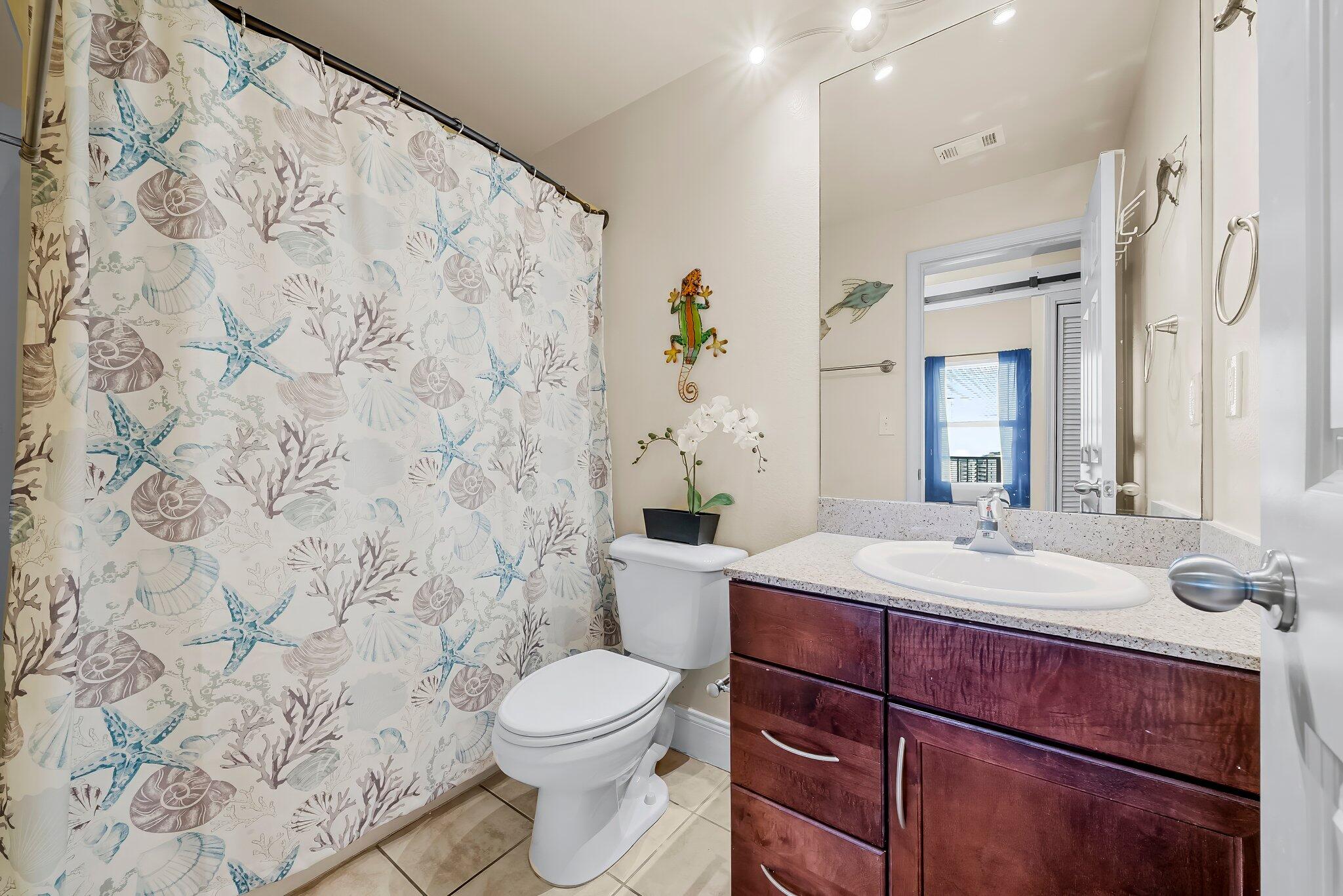 Laketown Wharf - Residential