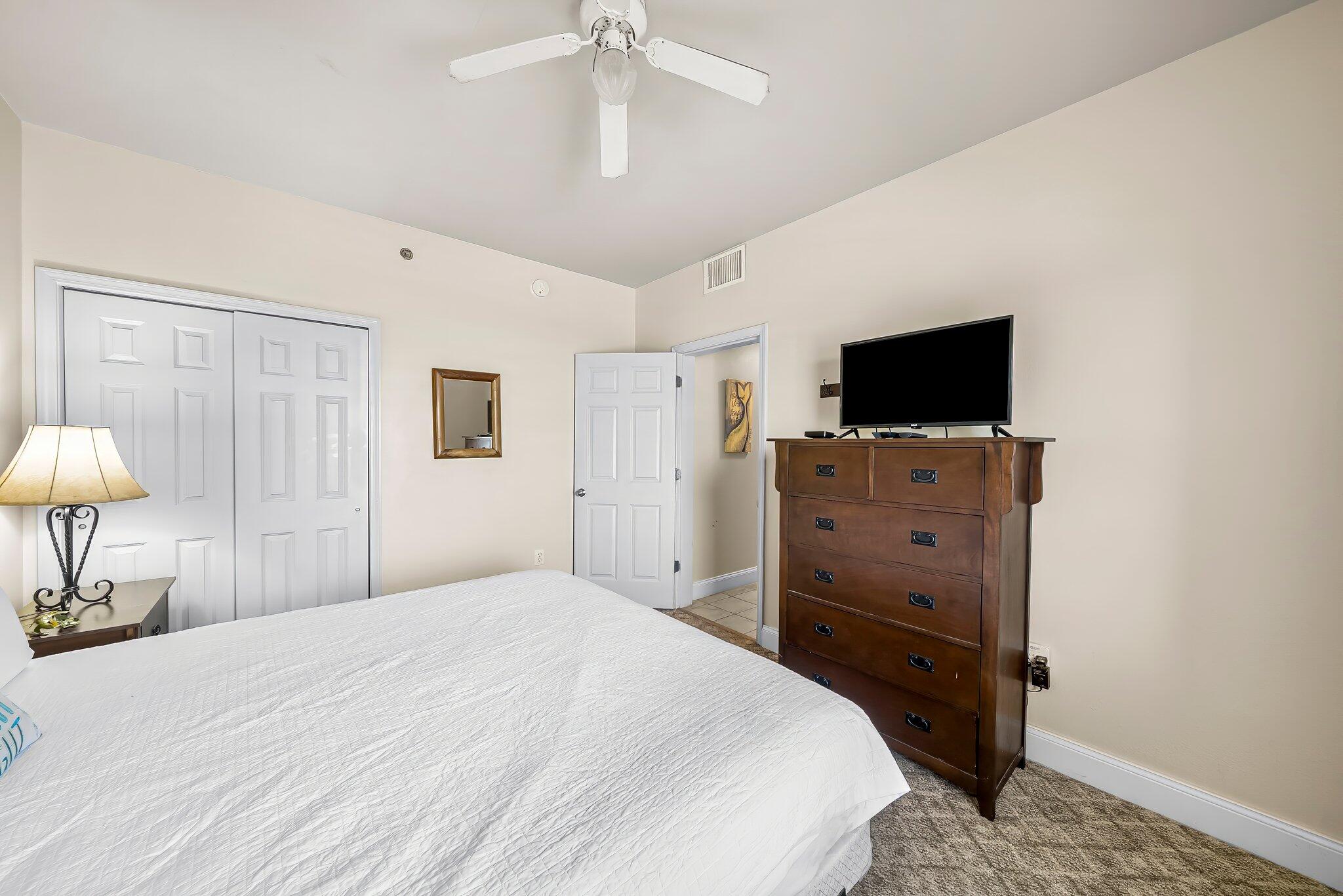 Laketown Wharf - Residential