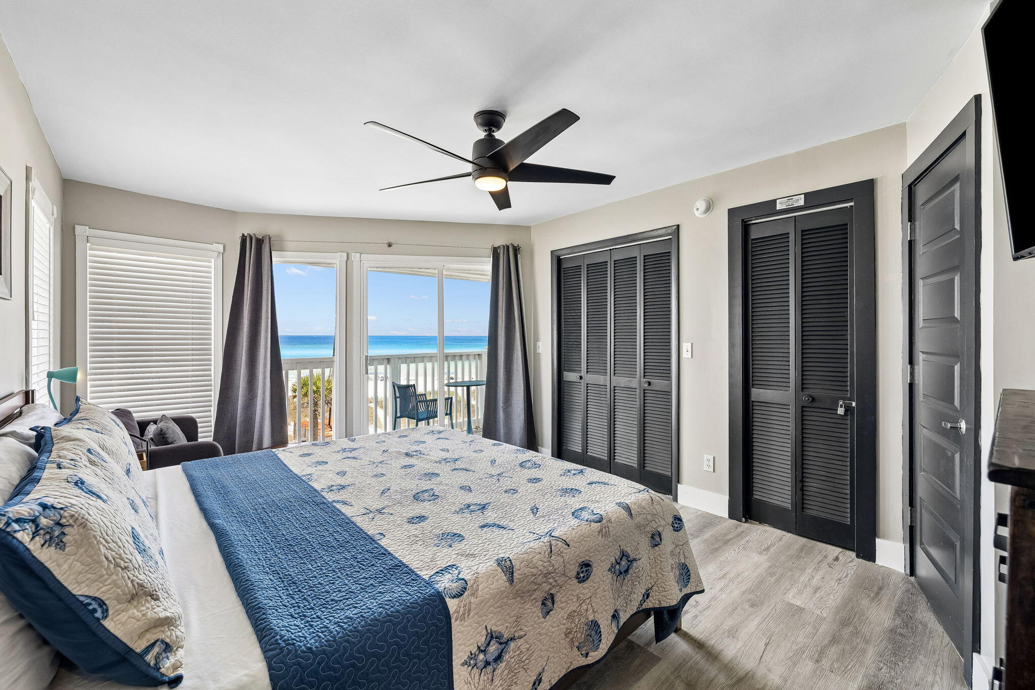 BLUE SURF T/H - Residential