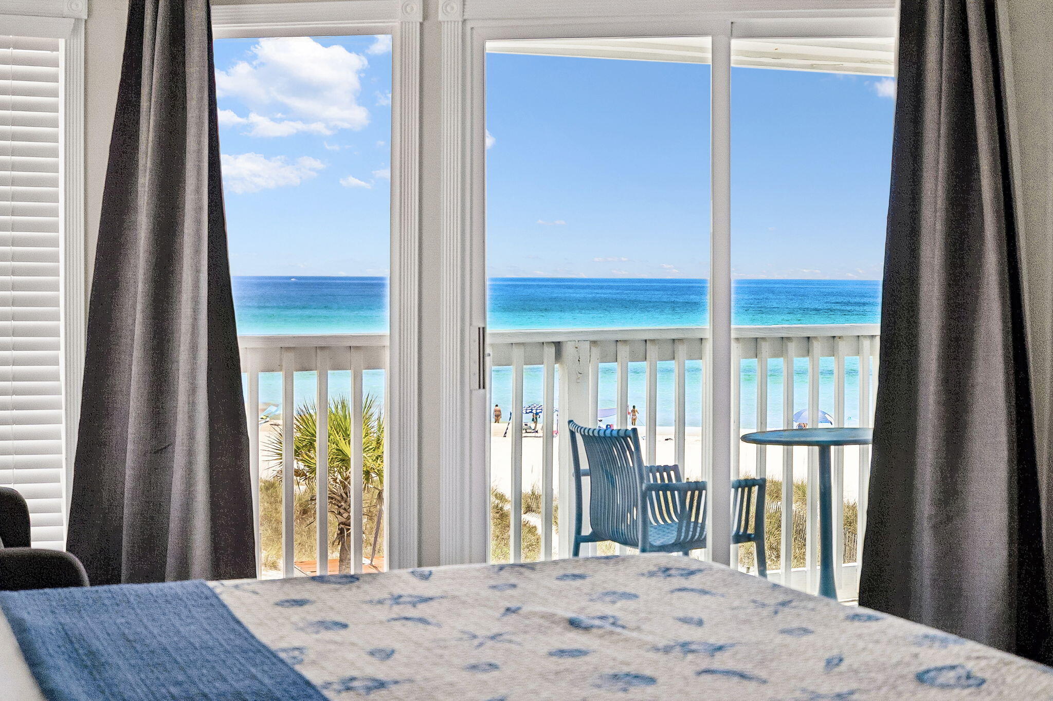 BLUE SURF T/H - Residential