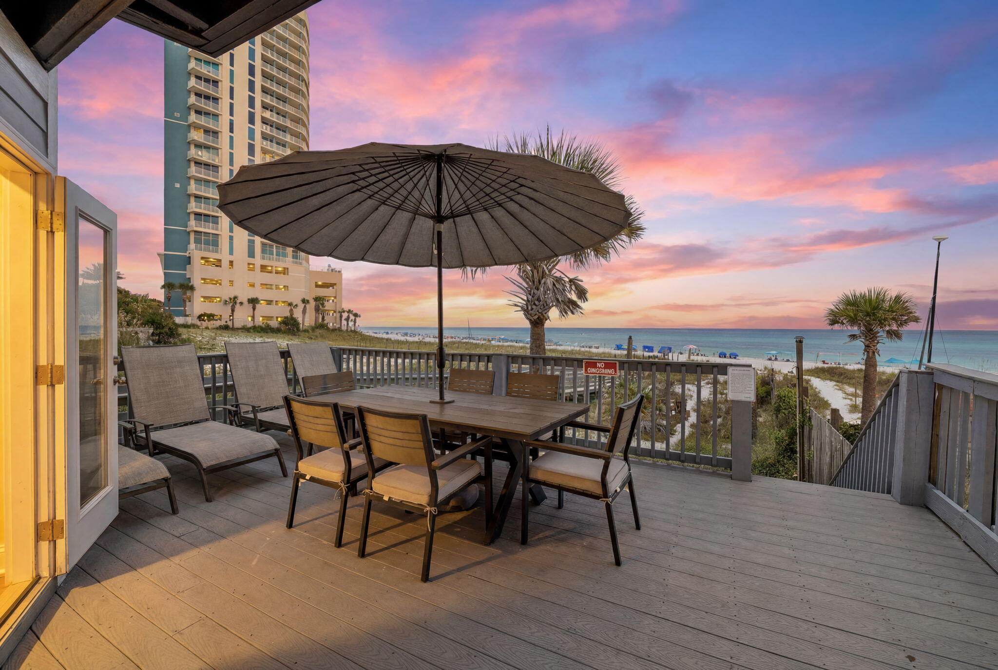BLUE SURF T/H - Residential