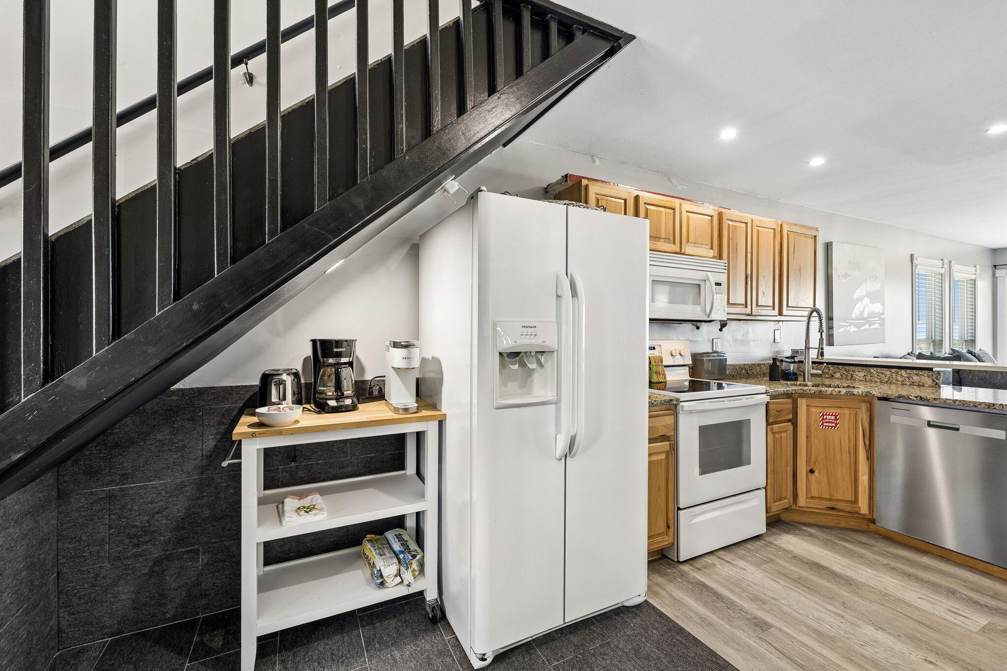 BLUE SURF T/H - Residential