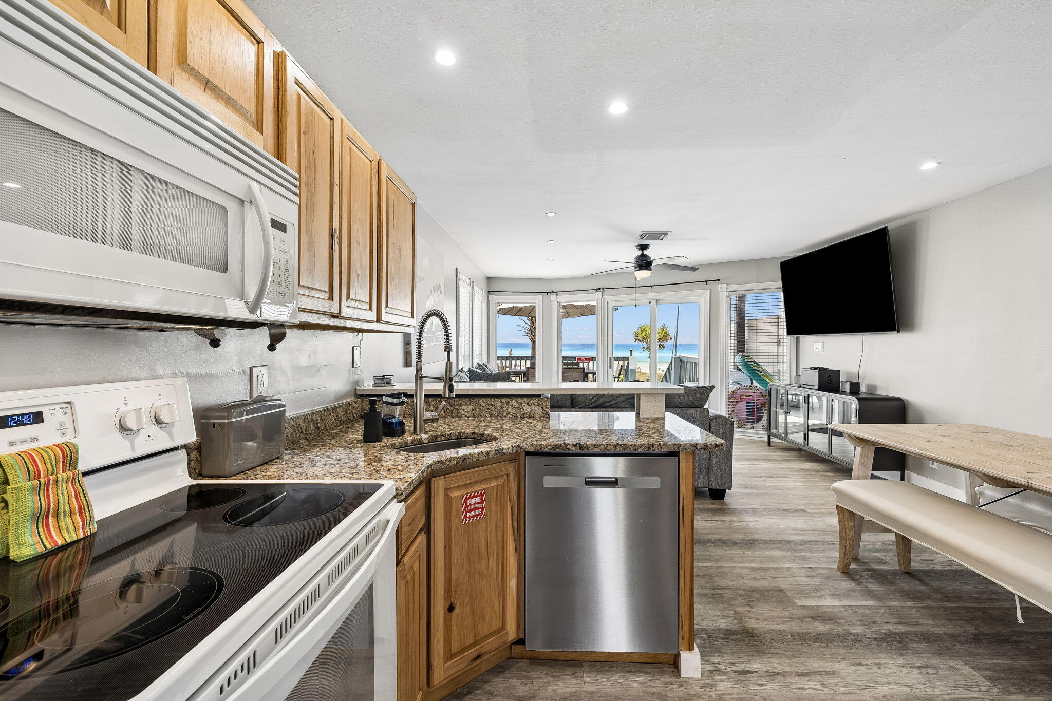 BLUE SURF T/H - Residential