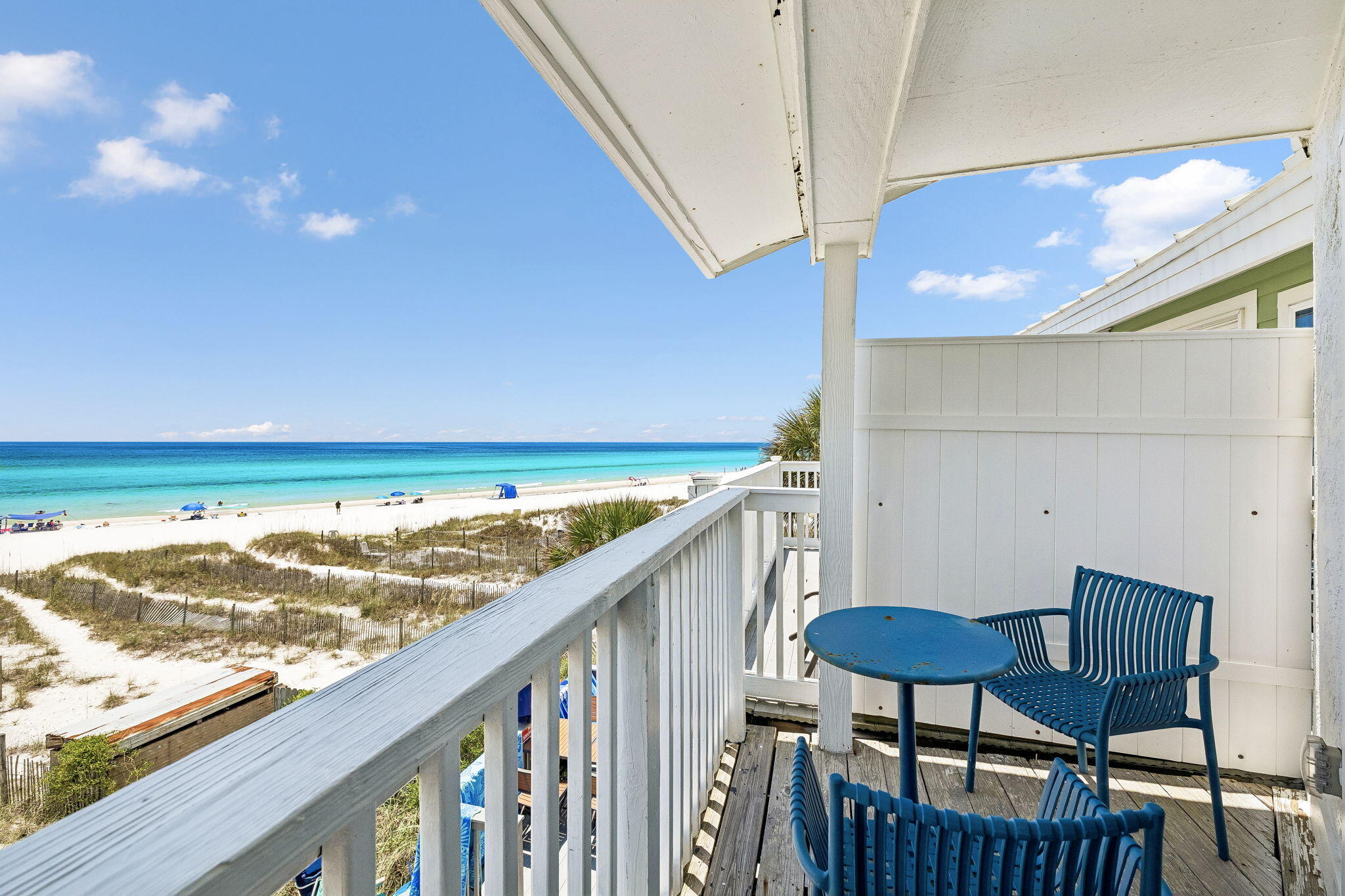 BLUE SURF T/H - Residential
