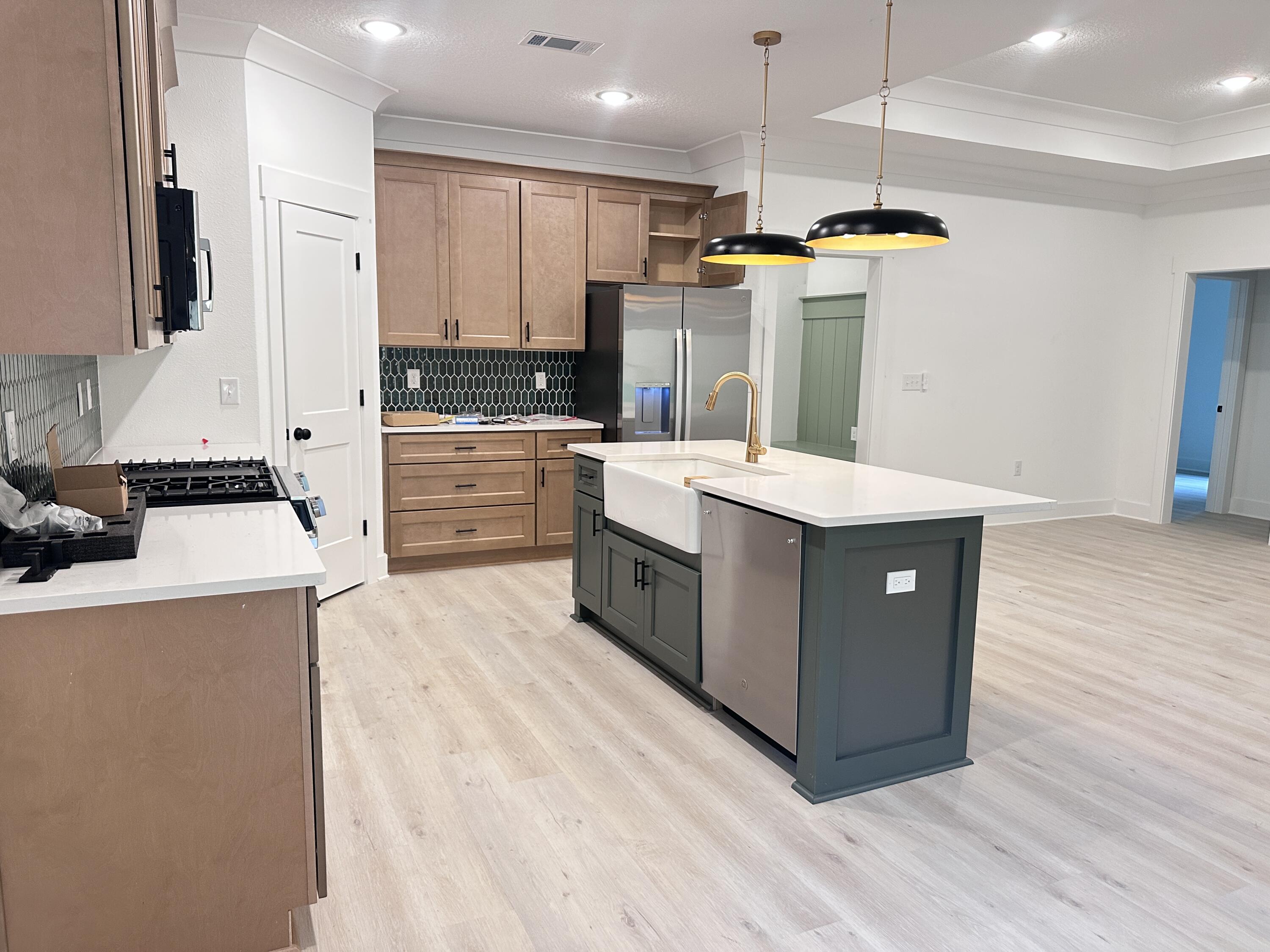 BENTON S/D - Residential