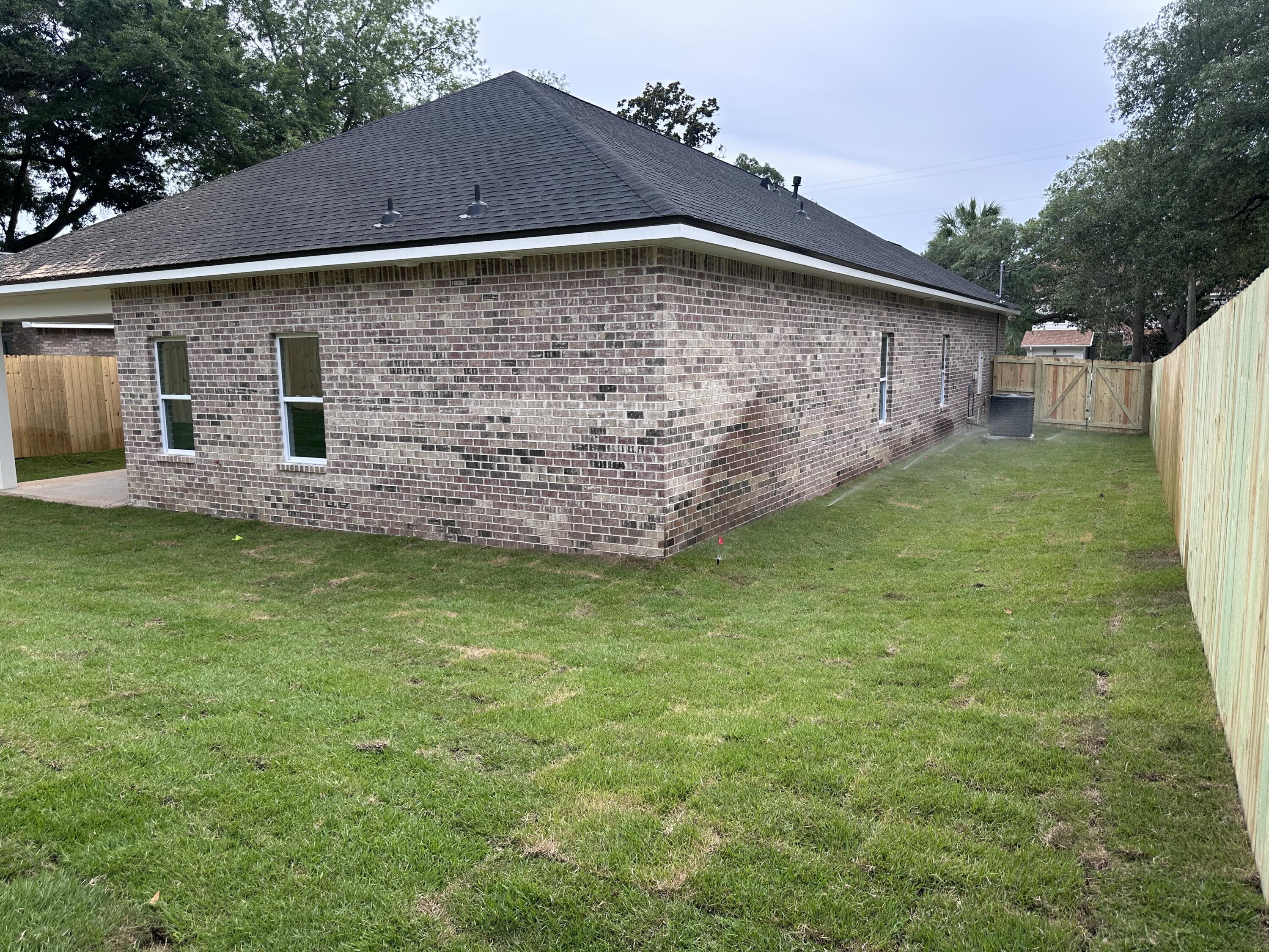 BENTON S/D - Residential