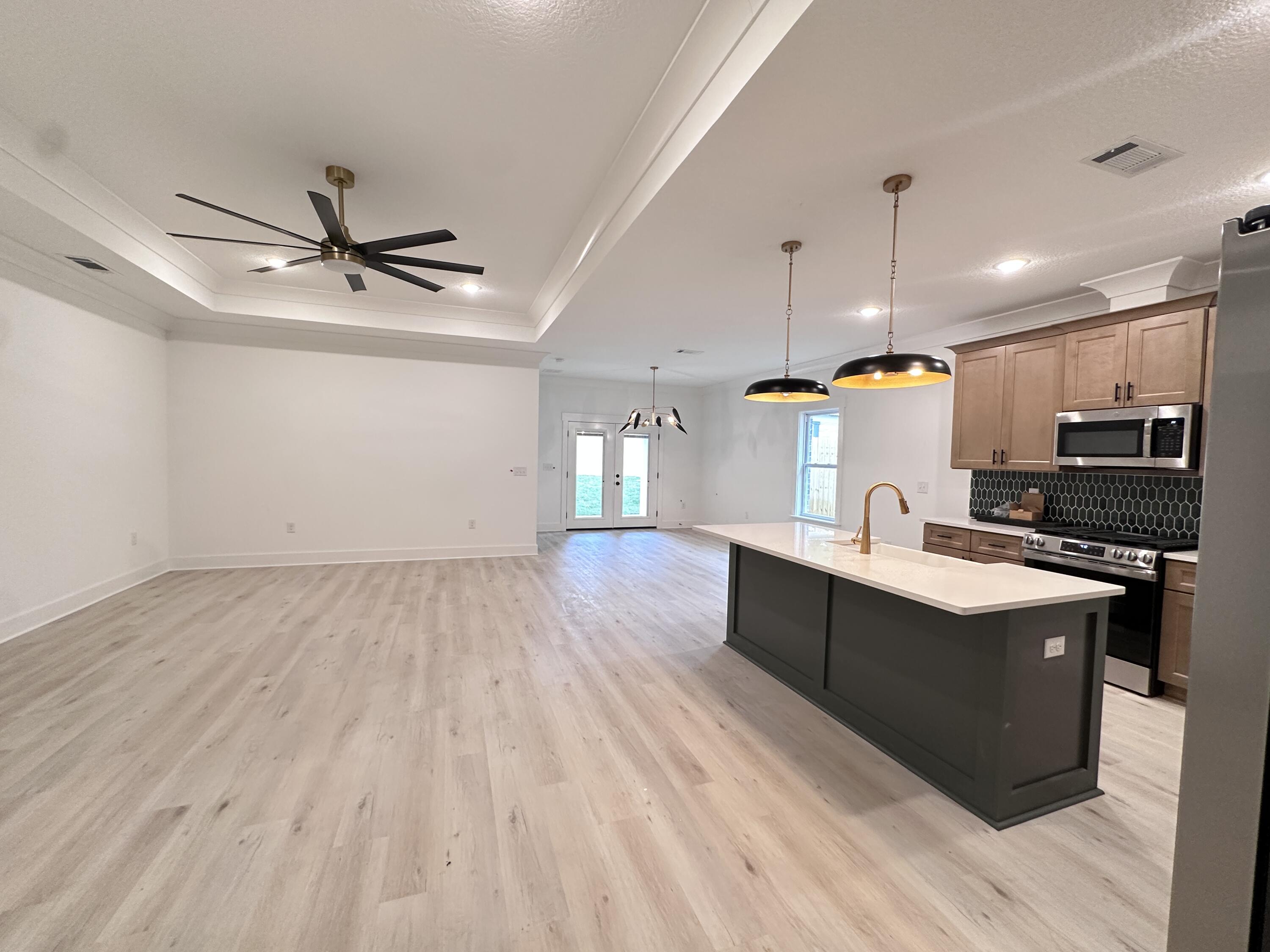 BENTON S/D - Residential
