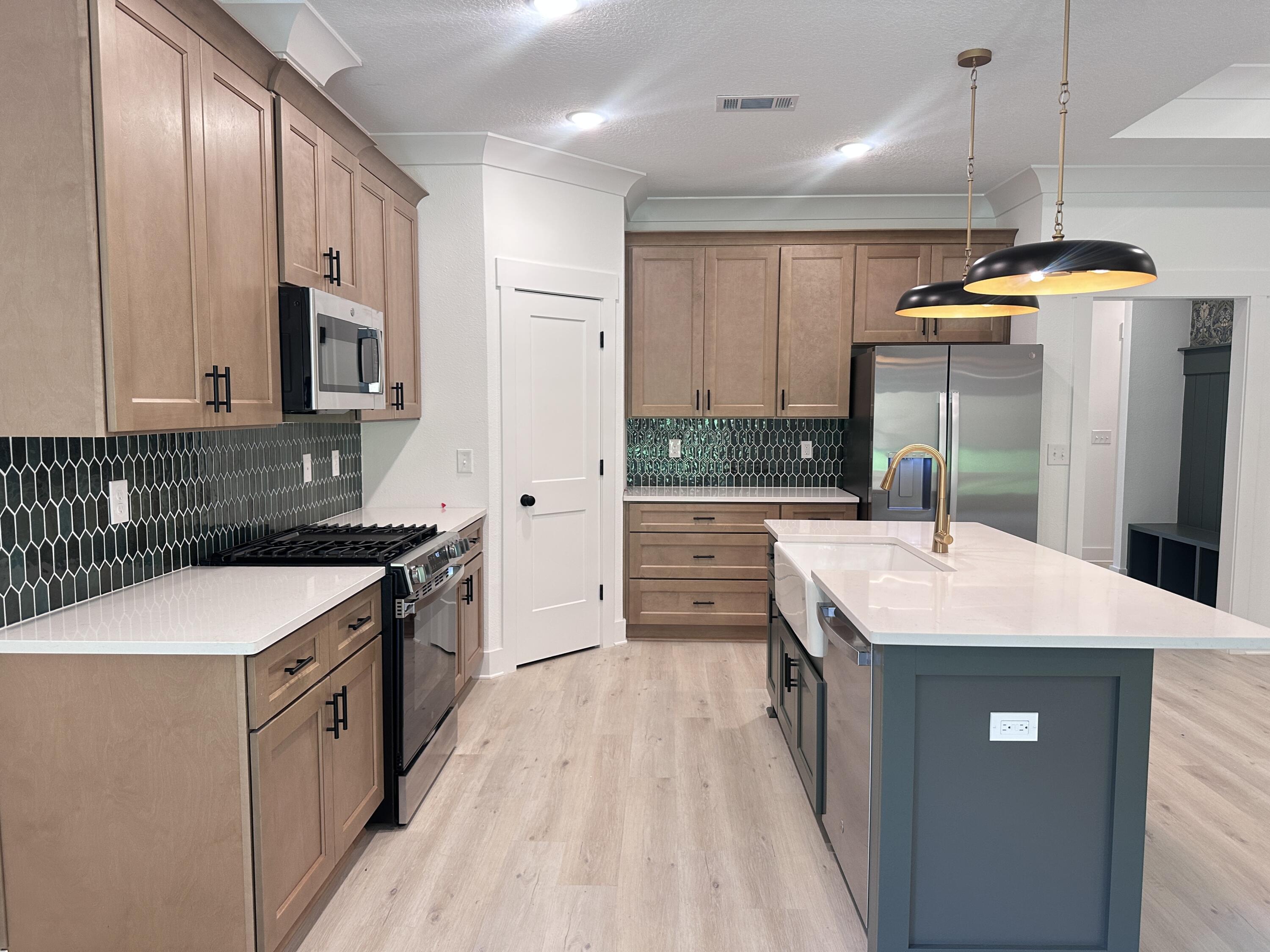 BENTON S/D - Residential