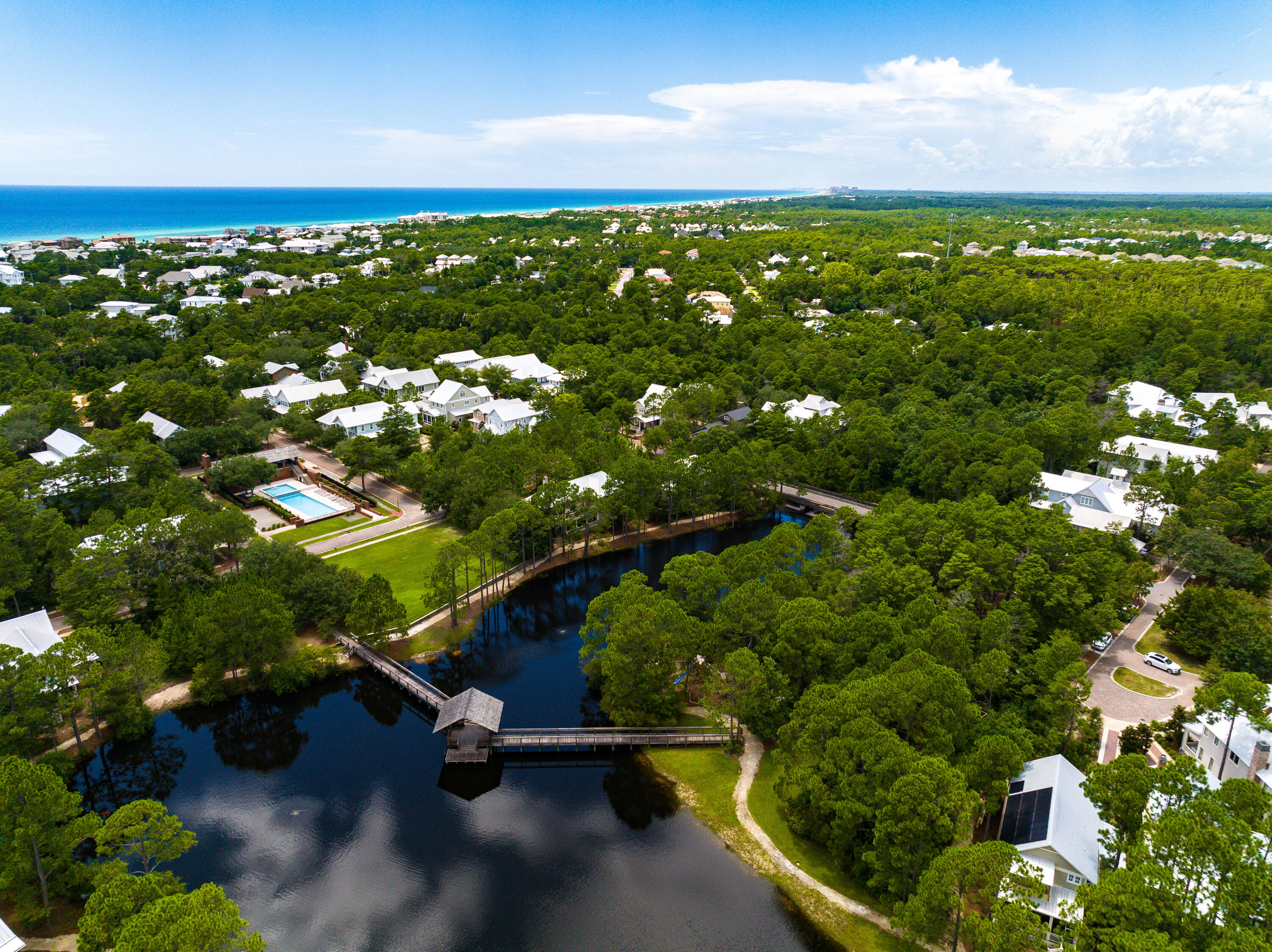 FOREST LAKES - Land