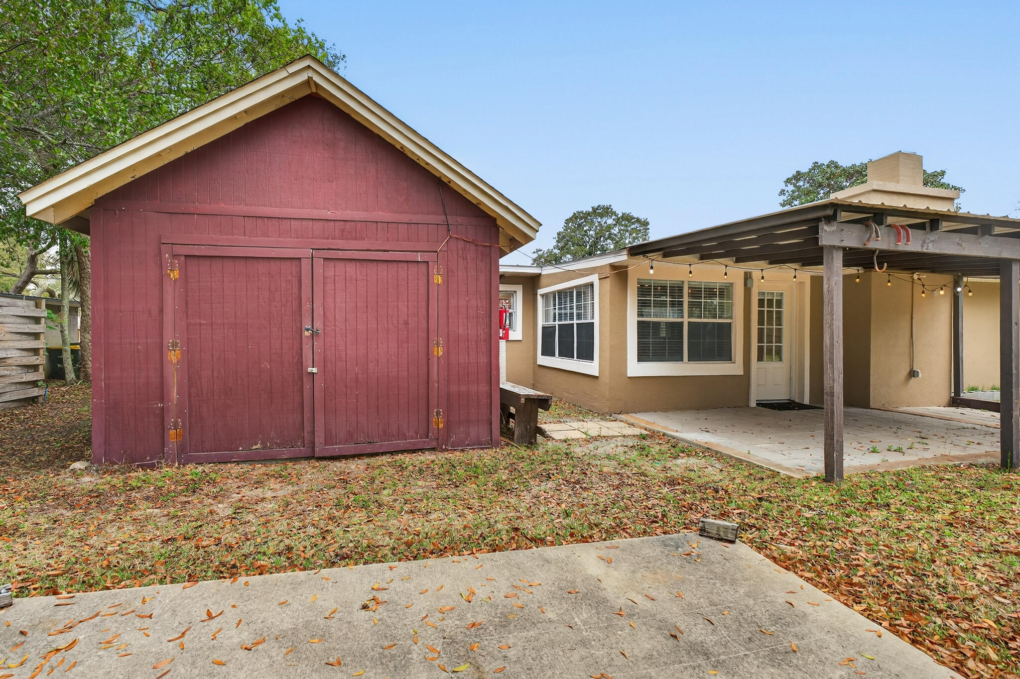 ELLIOTTS POINT 7TH ADDN - Residential