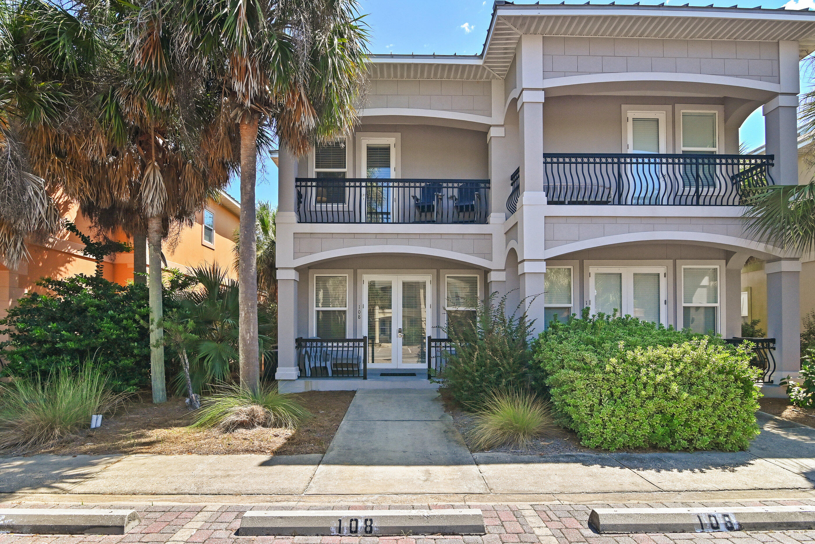 MIRAMAR BEACH VILLAS - Residential