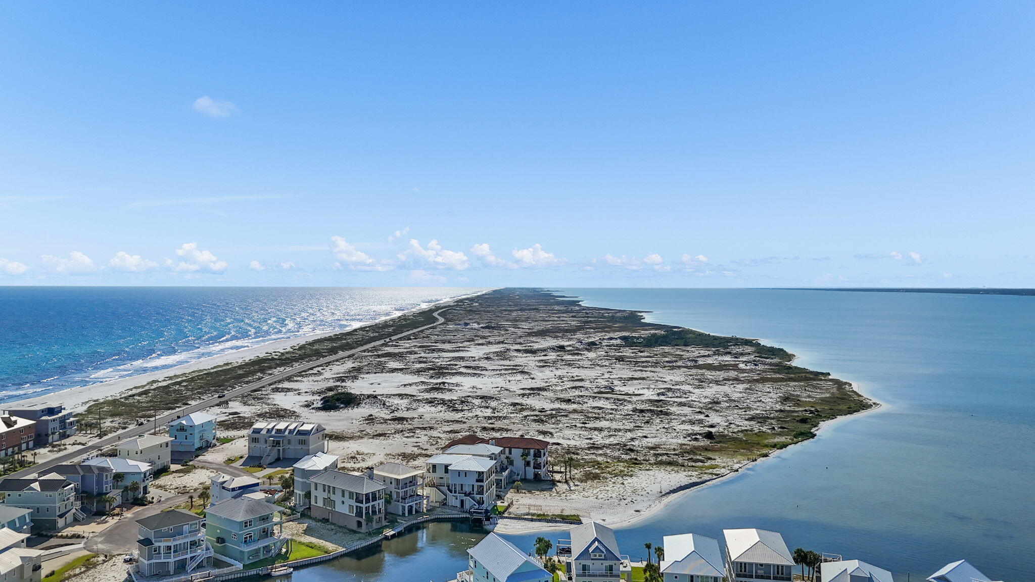 SAILMAKER COVE - Residential